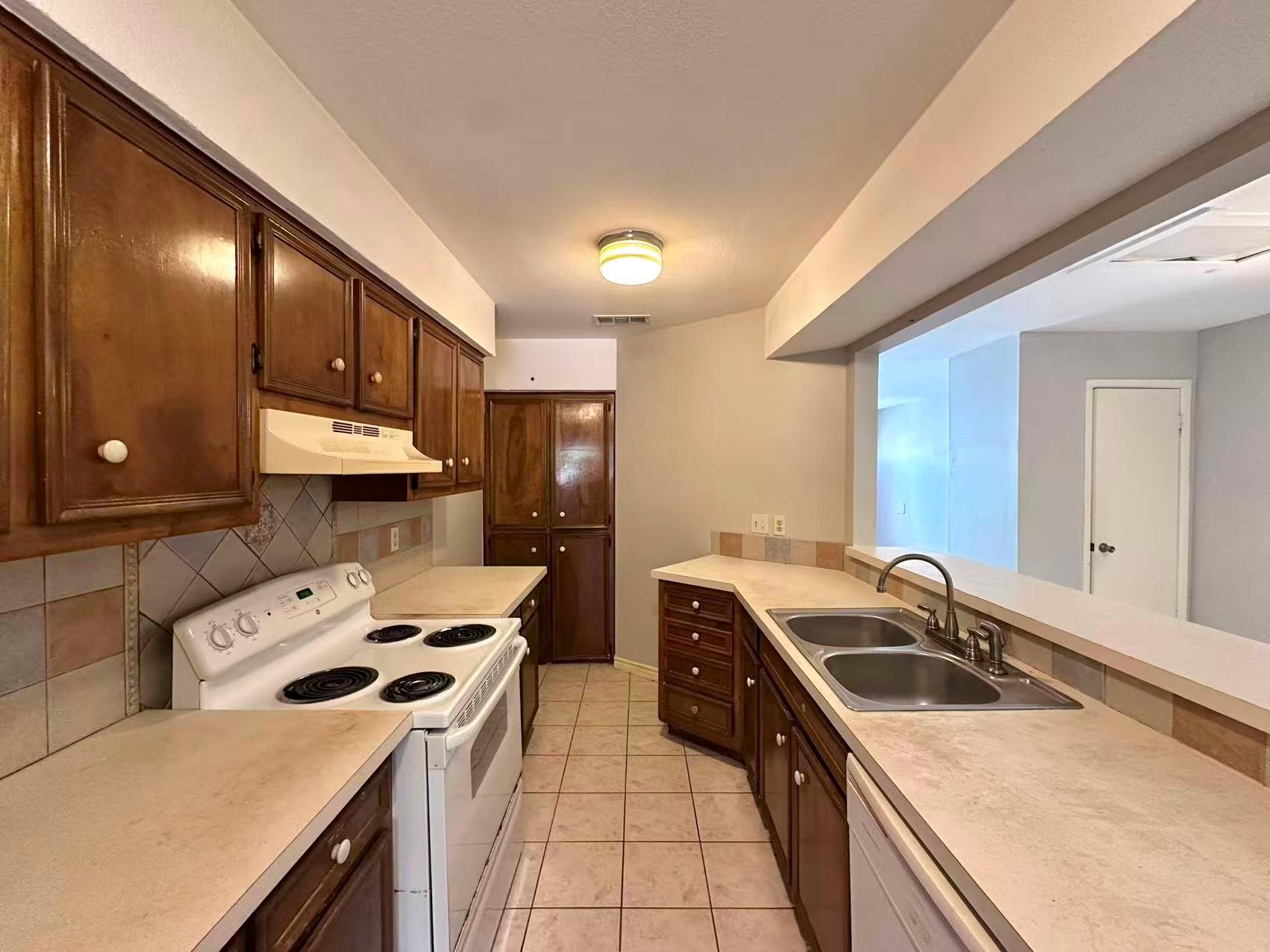 202 N 2nd ST # D, Pflugerville Unit: D