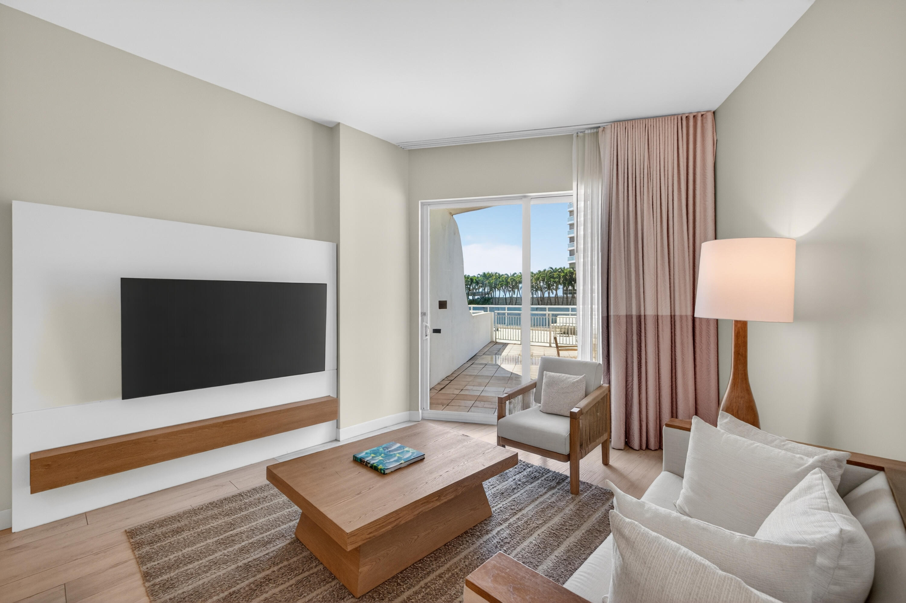 505 N Fort Lauderdale Beach Boulevard Unit: 605