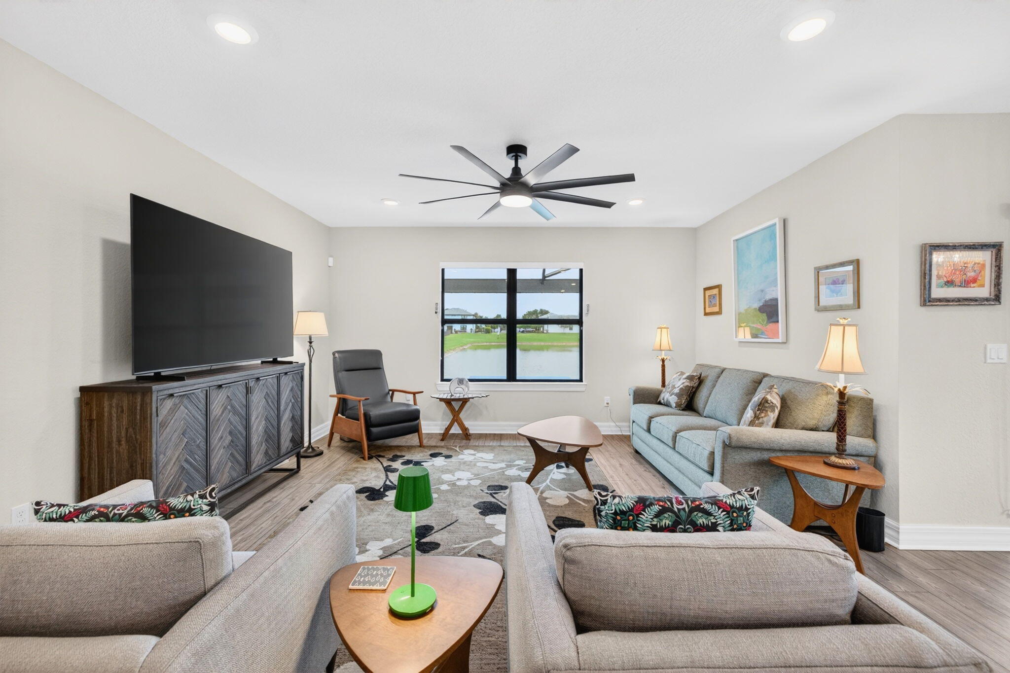 3165 Tamarind Drive