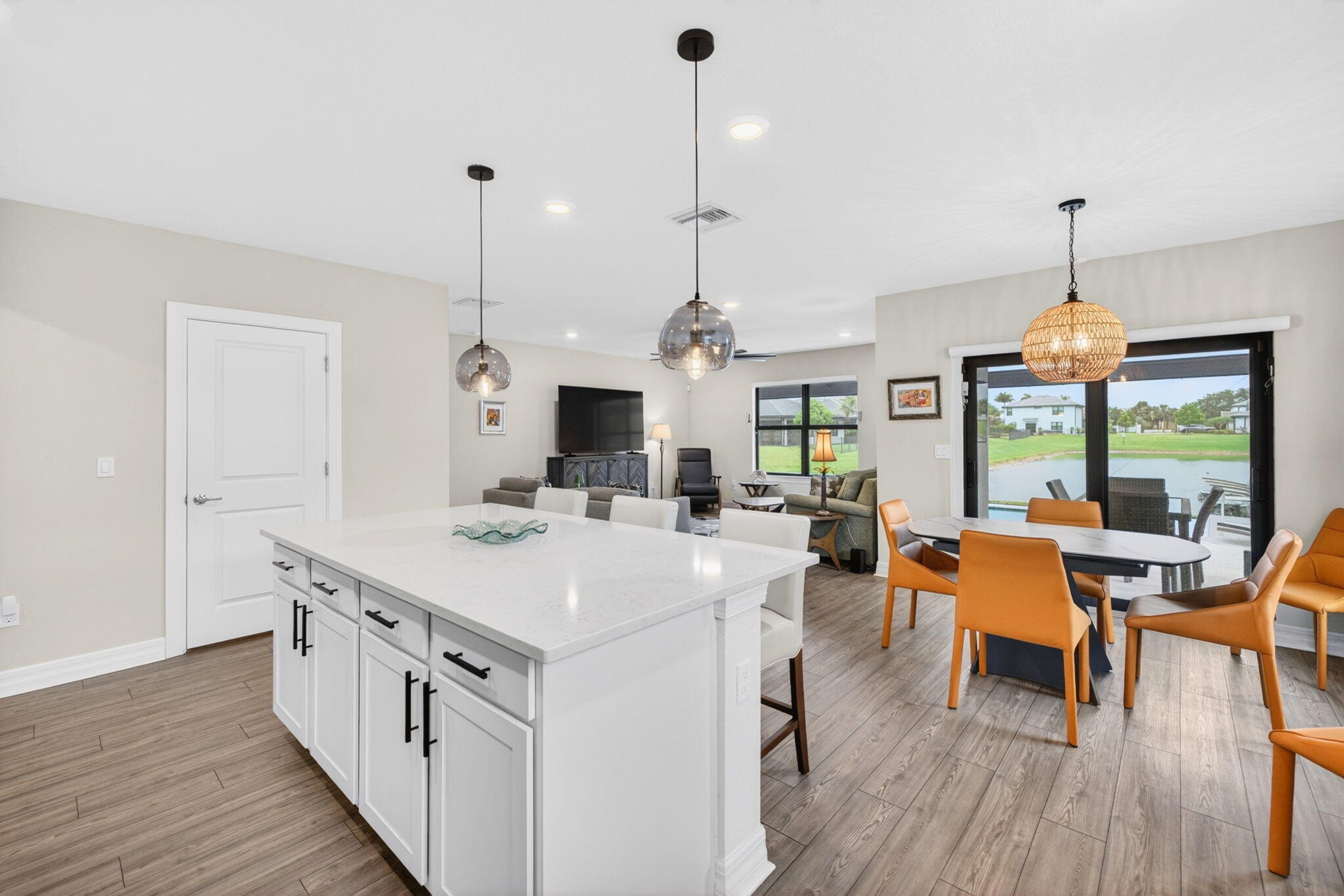 3165 Tamarind Drive