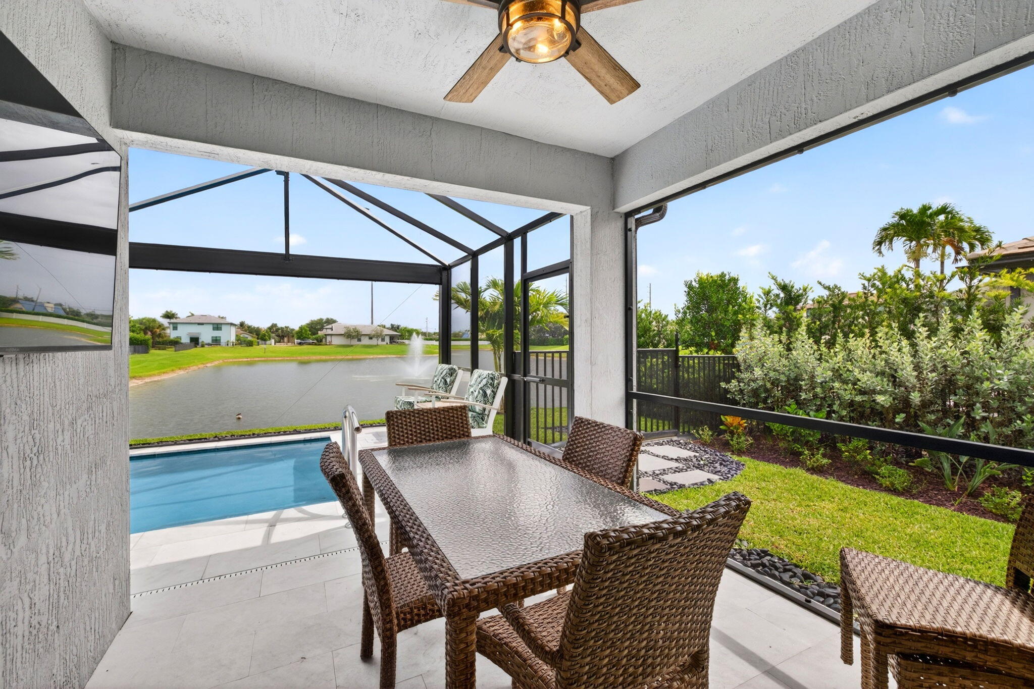 3165 Tamarind Drive