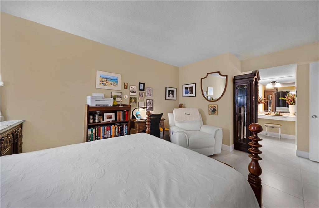 2671 S Course Dr 904