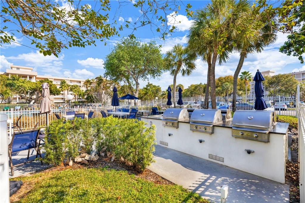 2671 S Course Dr 904