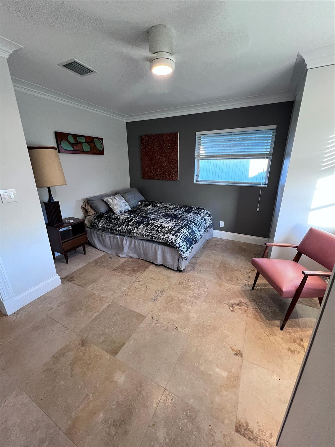 1717 NW 39th St