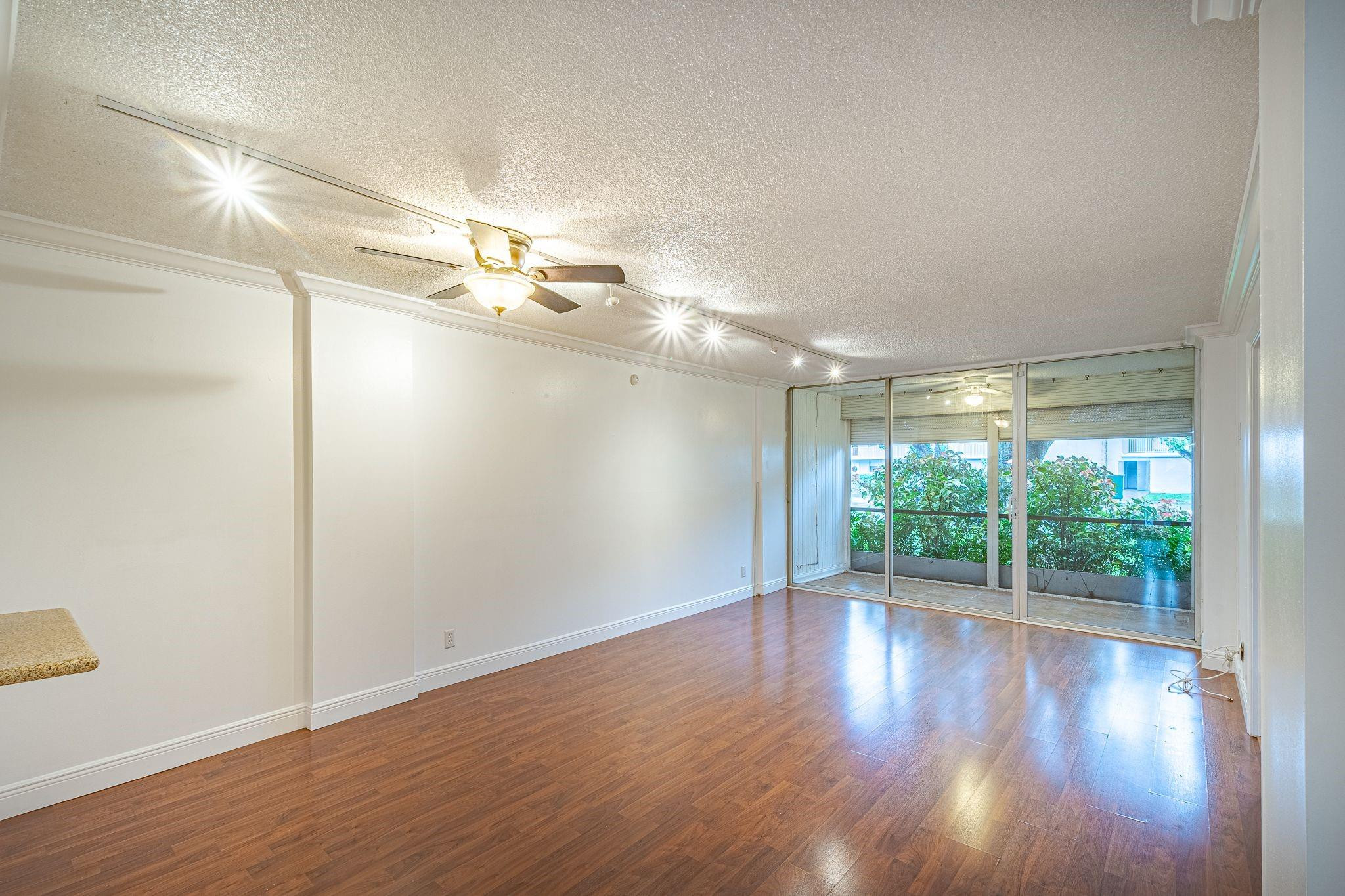 116 Royal Park Drive 1F