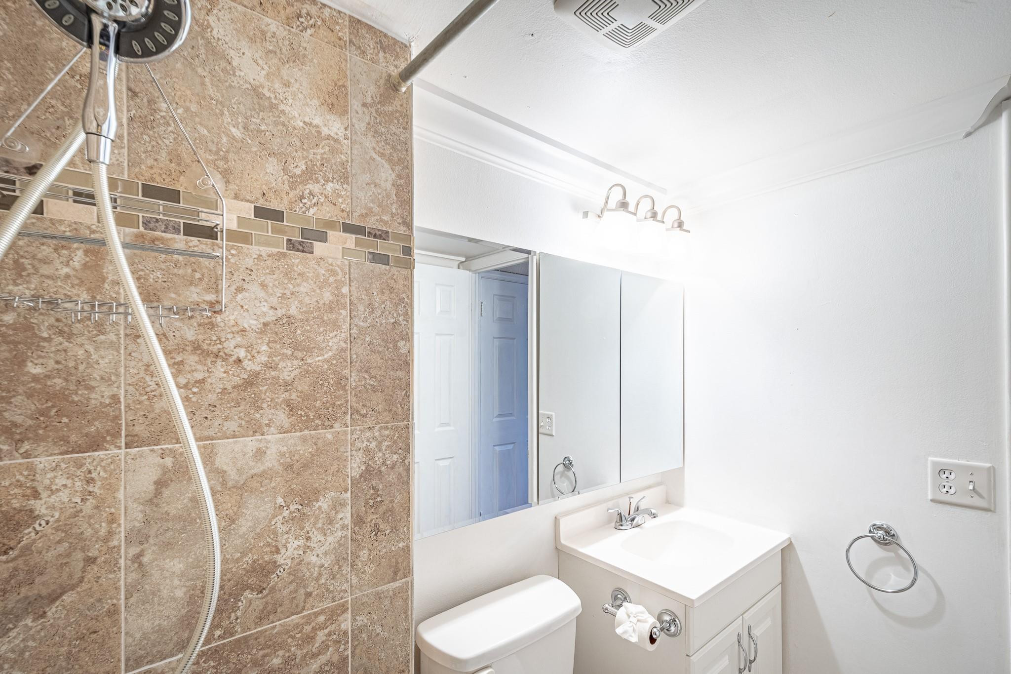 116 Royal Park Drive 1F