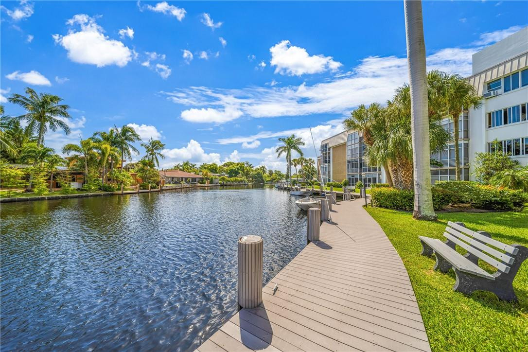 3000 NE 16th Ave 211