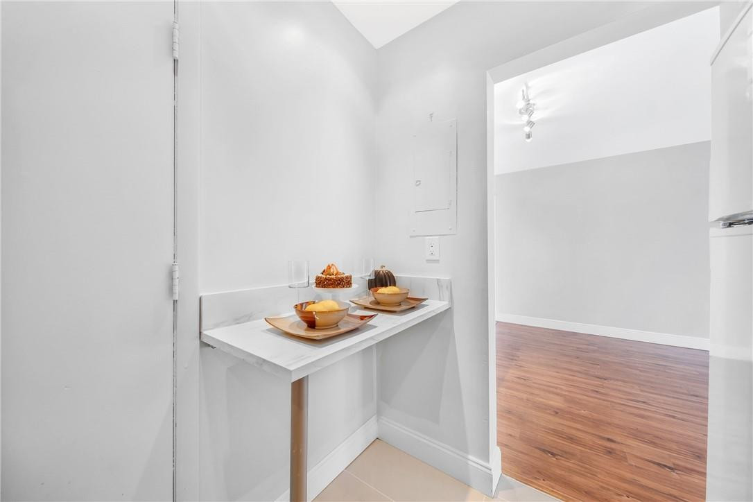 3000 NE 16th Ave 211