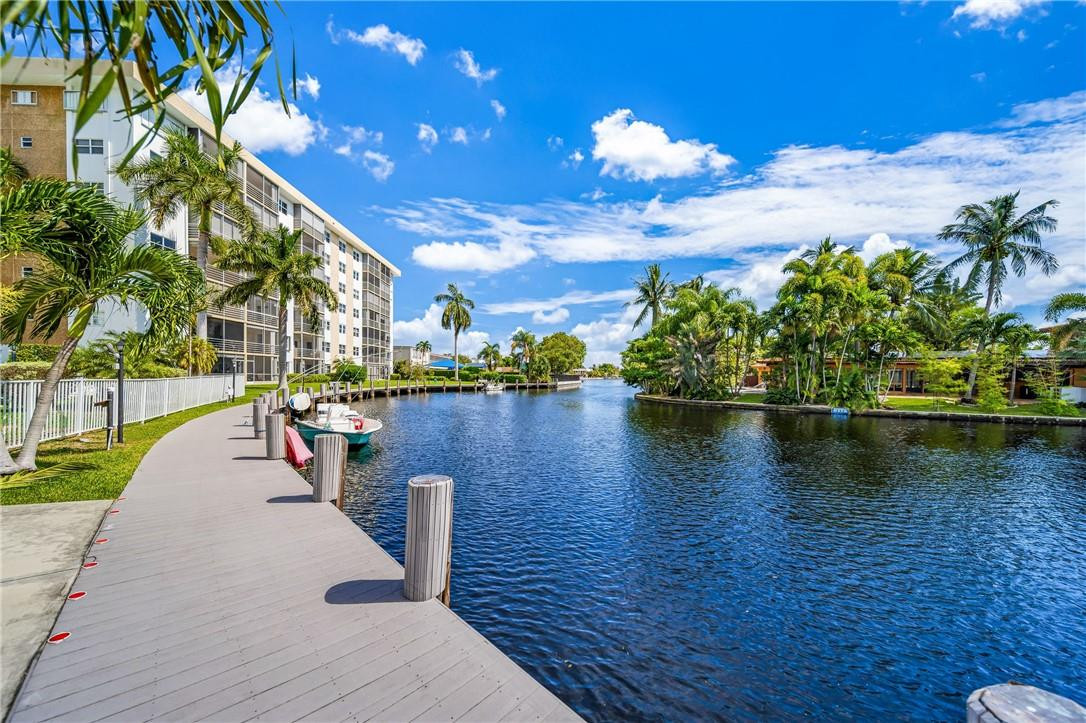 3000 NE 16th Ave 211