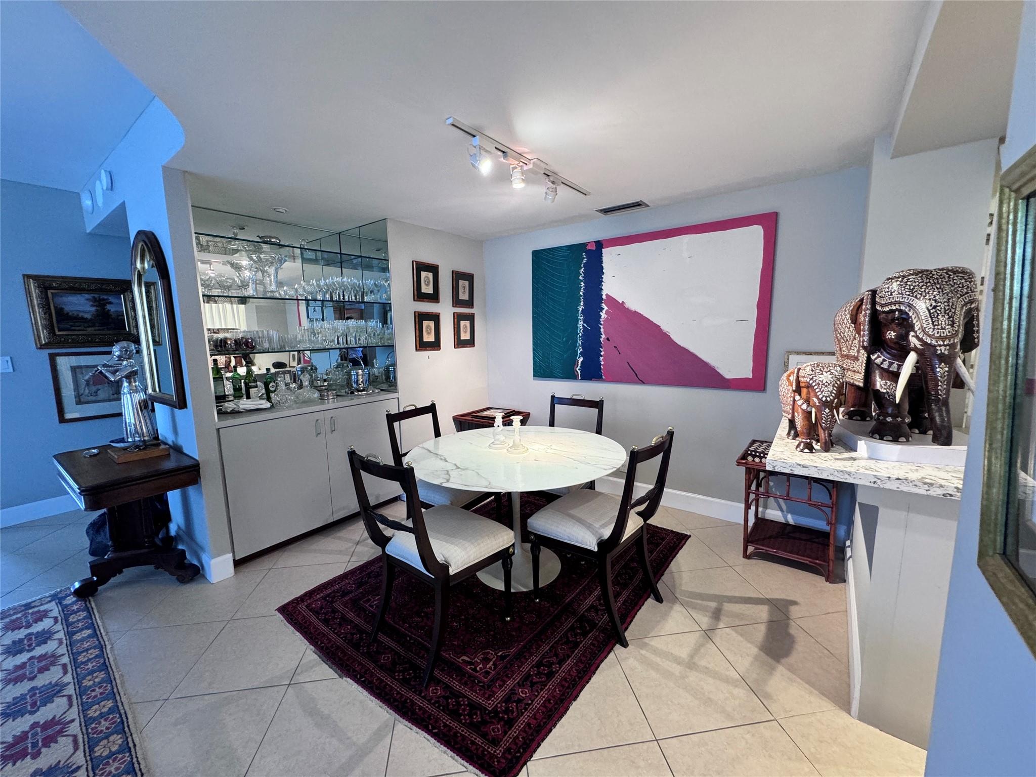 3333 NE 34th St 1408