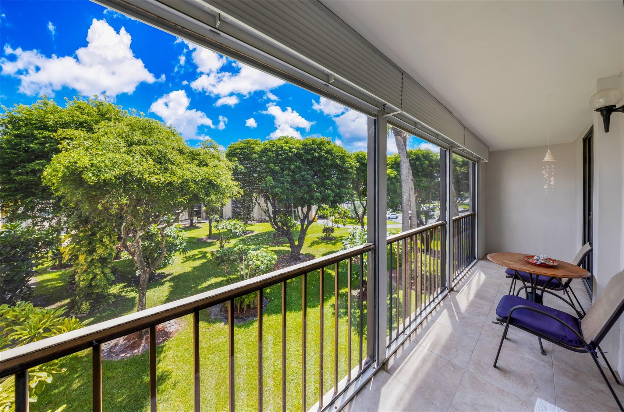 5250 Las Verdes Cir 317