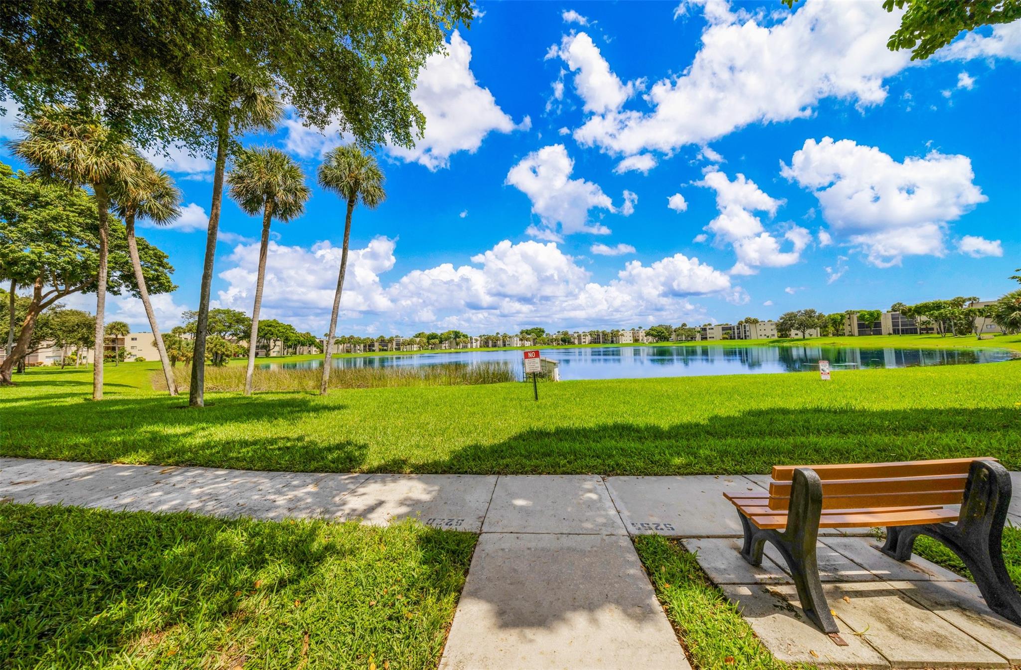 5250 Las Verdes Cir 317