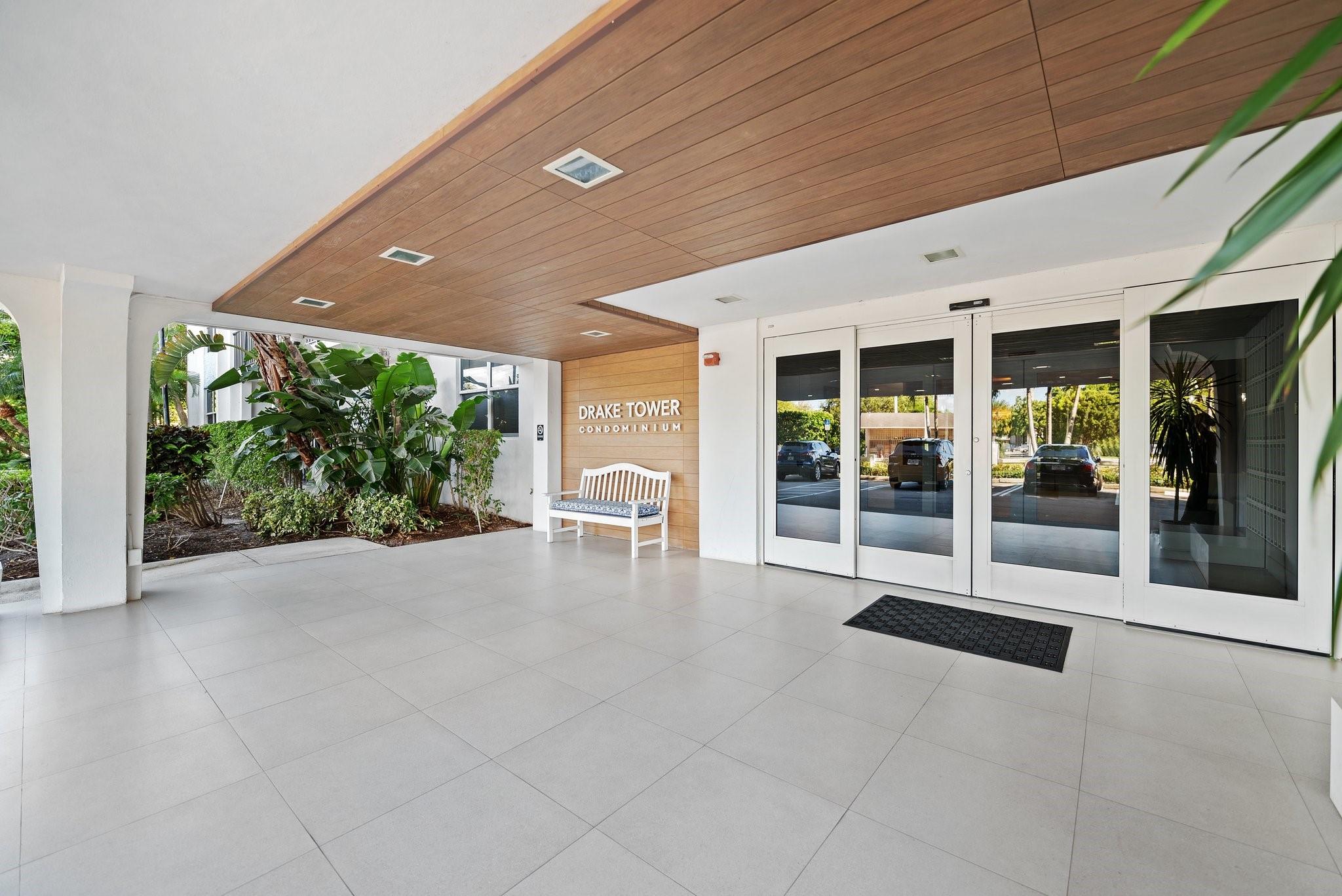 1800 N Andrews Ave 10L