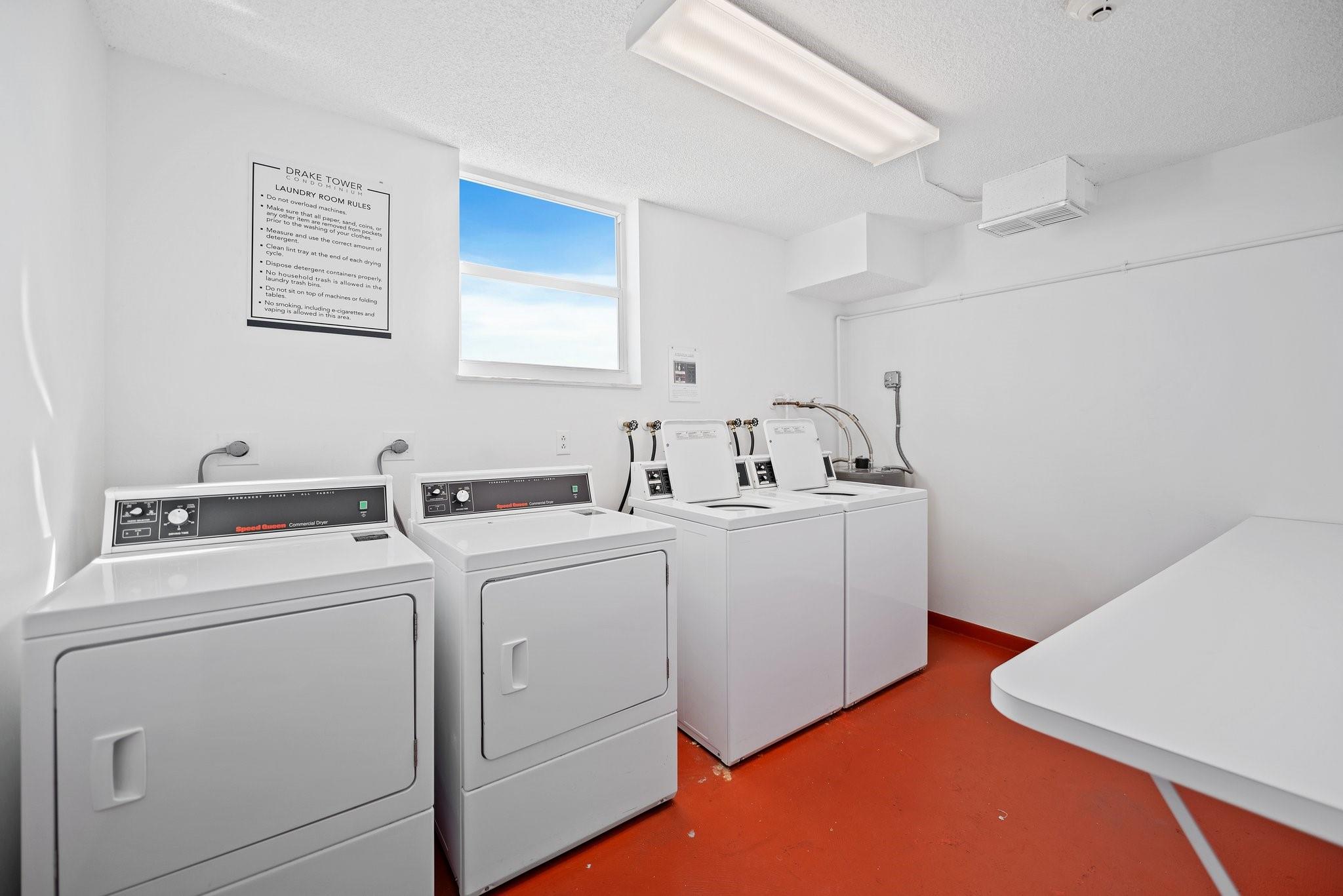 1800 N Andrews Ave 10L