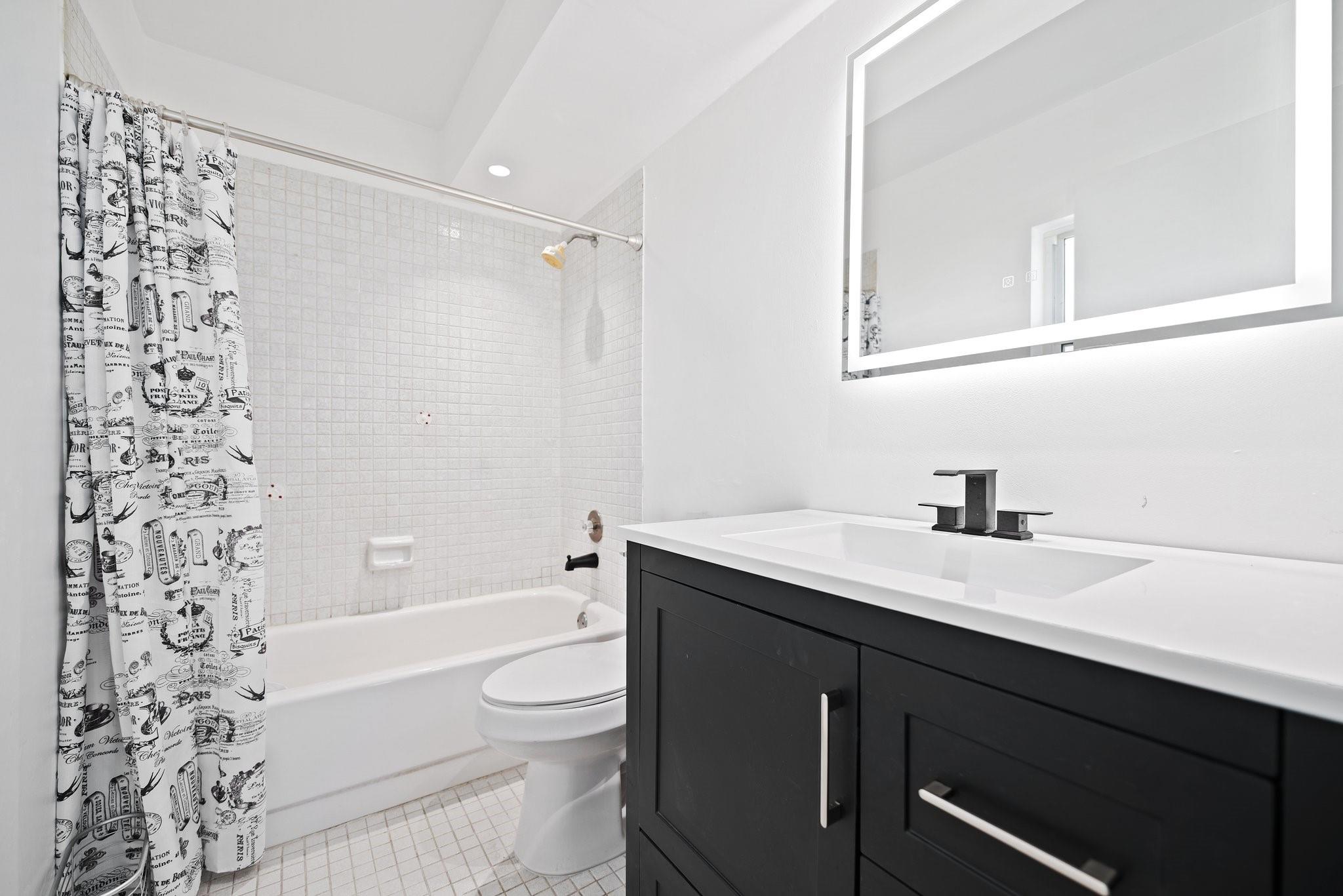 1800 N Andrews Ave 10L