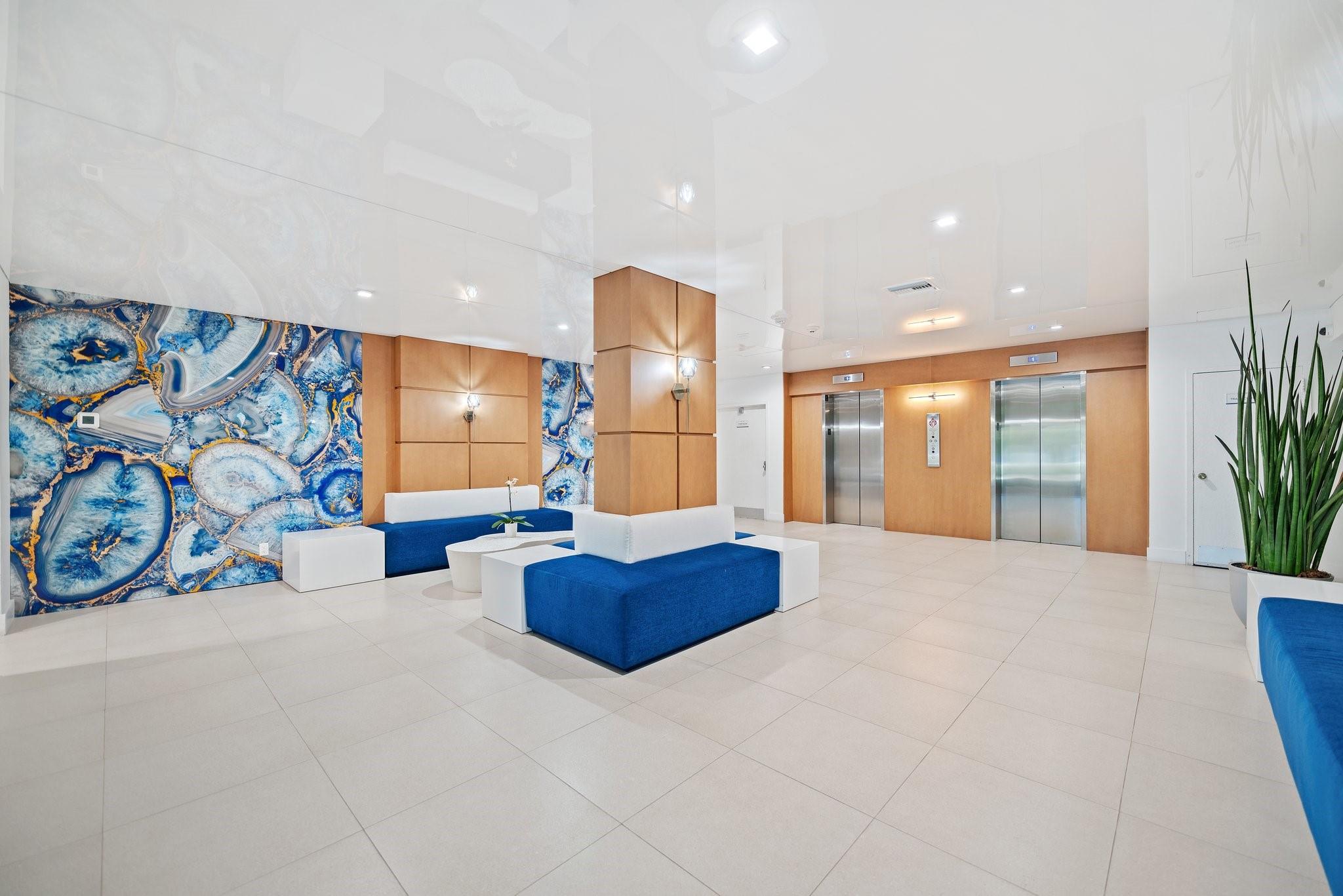 1800 N Andrews Ave 10L