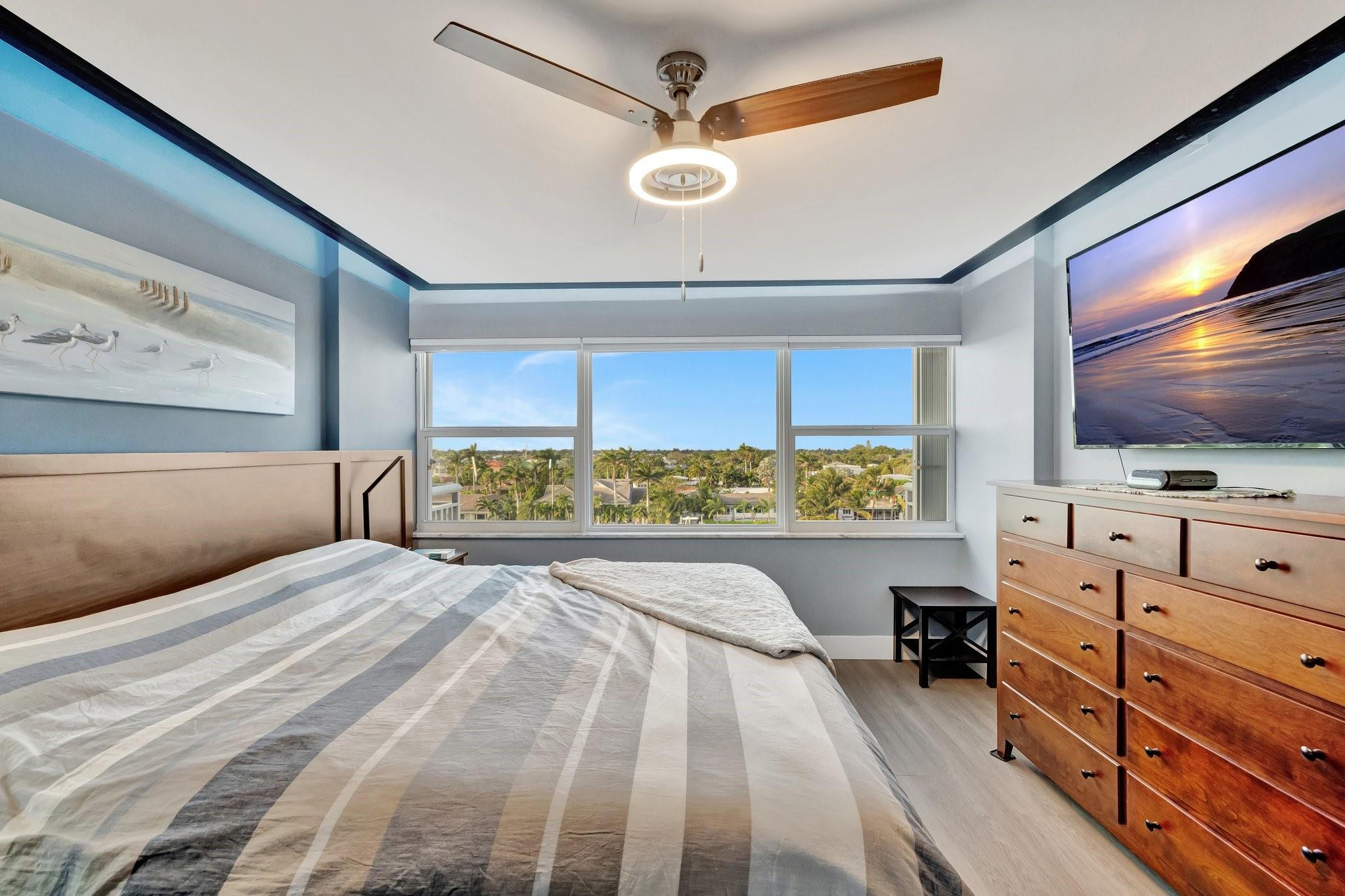 2611 N Riverside Dr 607