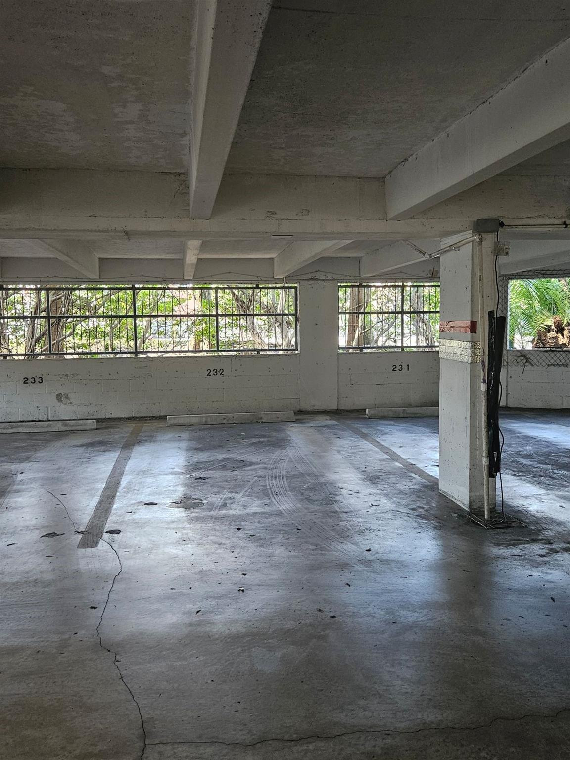 1160 N Federal Hwy 423