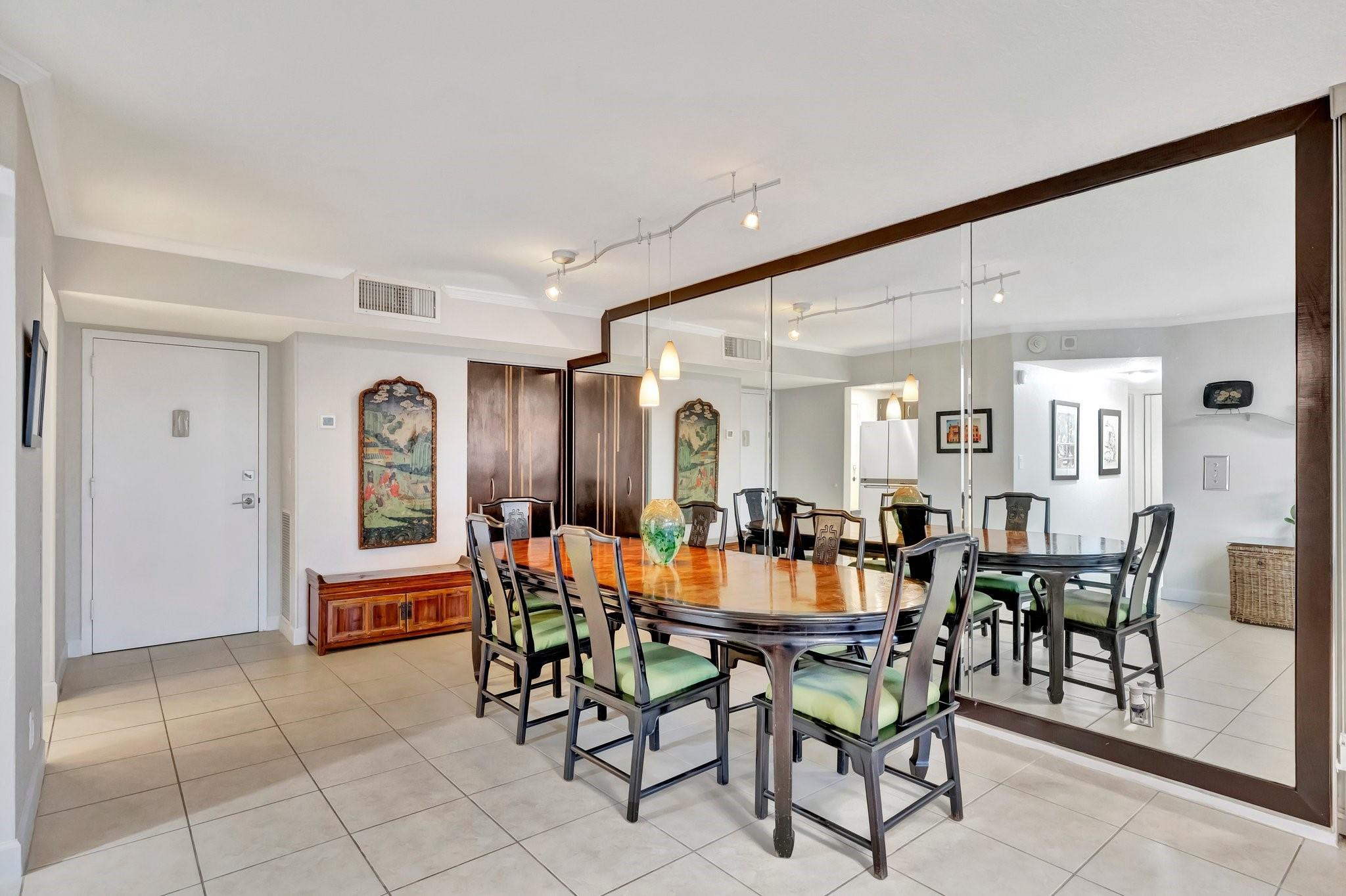 1160 N Federal Hwy 423