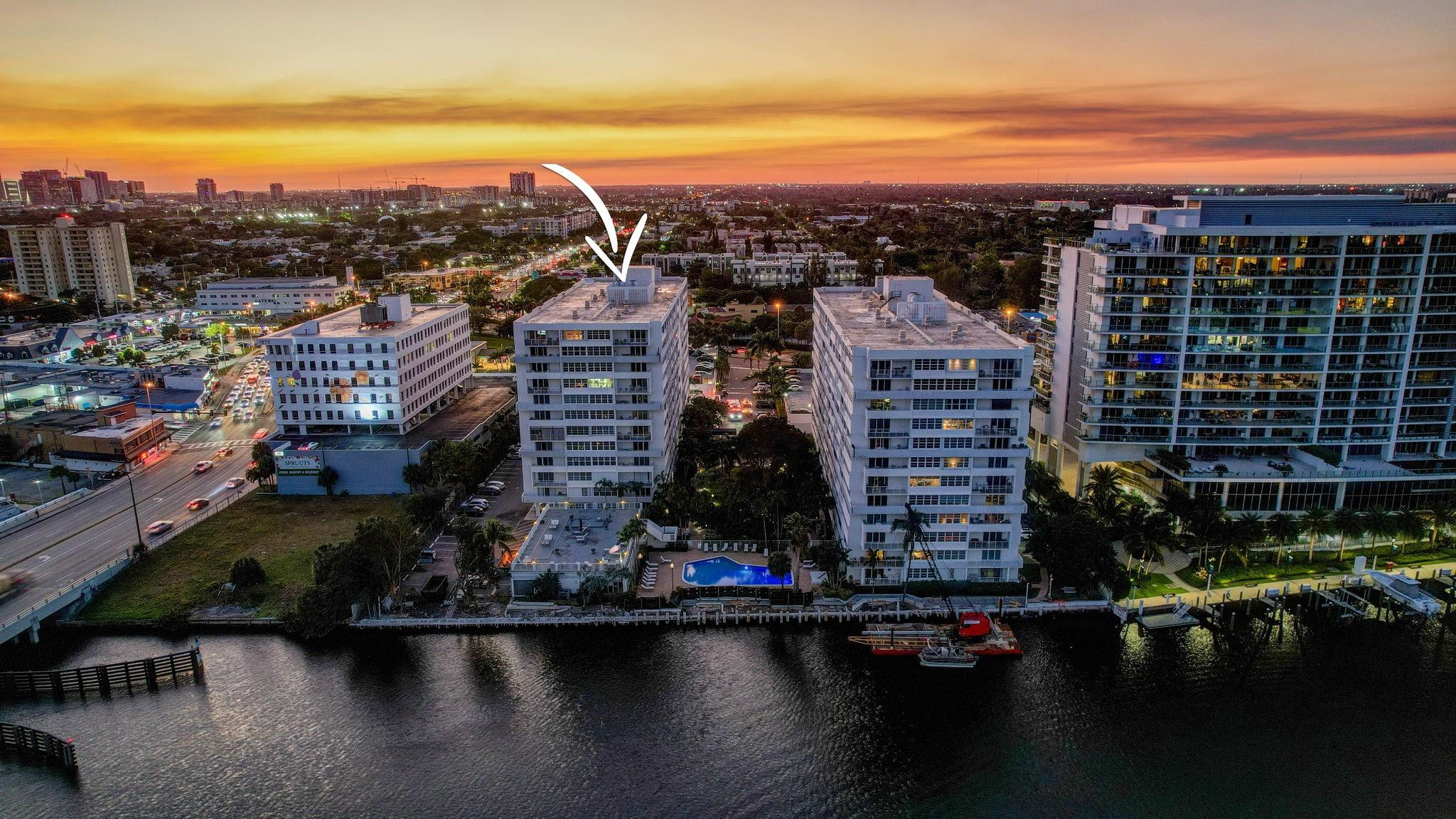 1160 N Federal Hwy 423