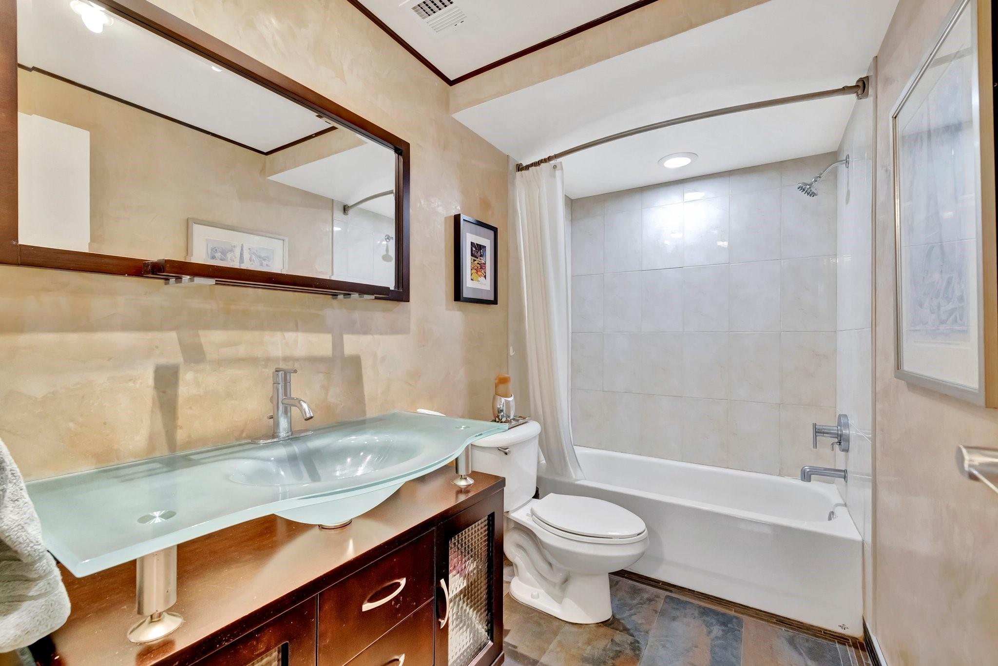 1160 N Federal Hwy 423