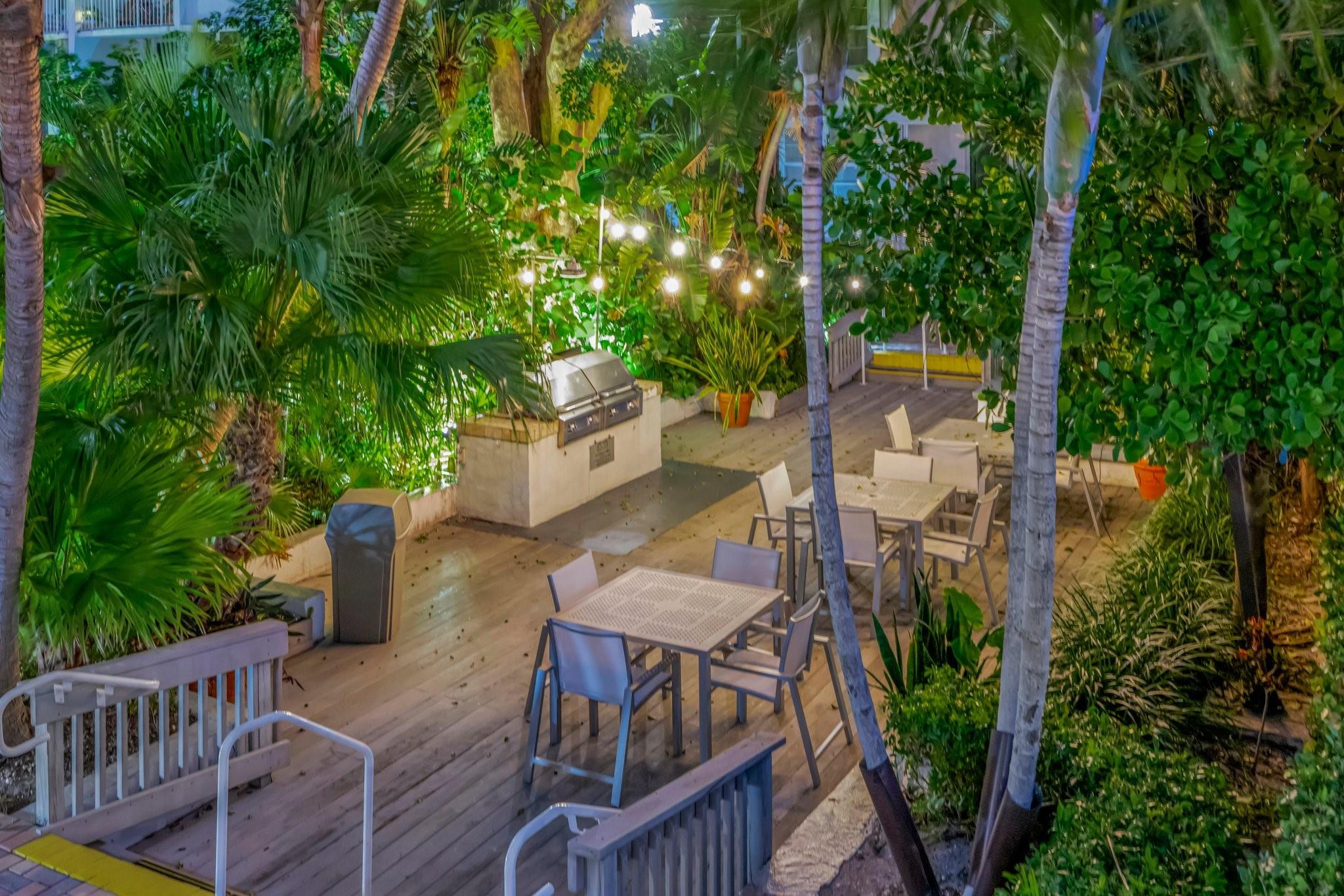 1160 N Federal Hwy 423