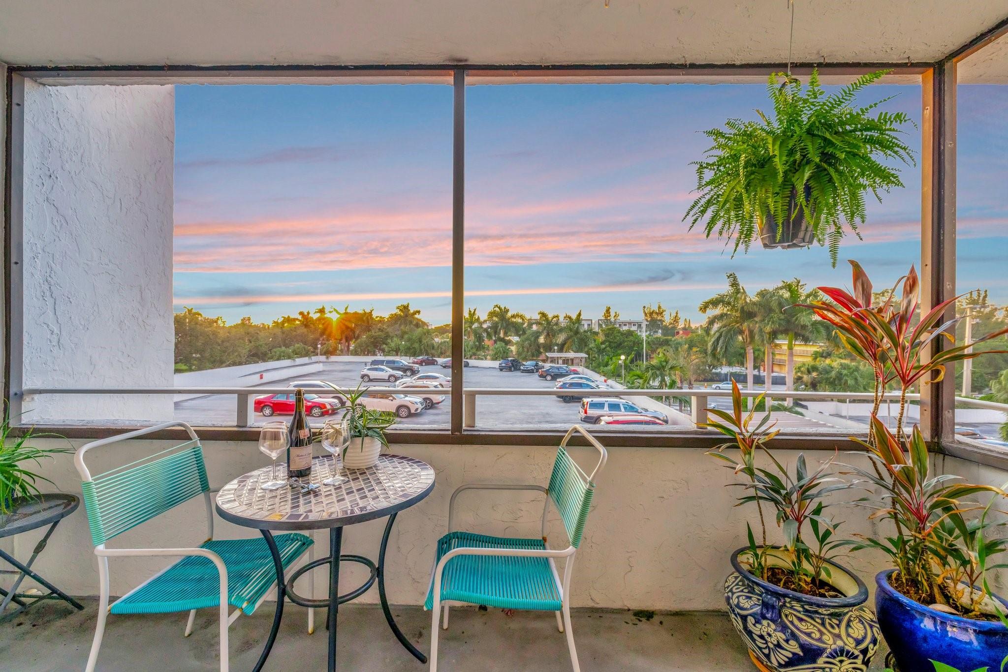 1160 N Federal Hwy 423