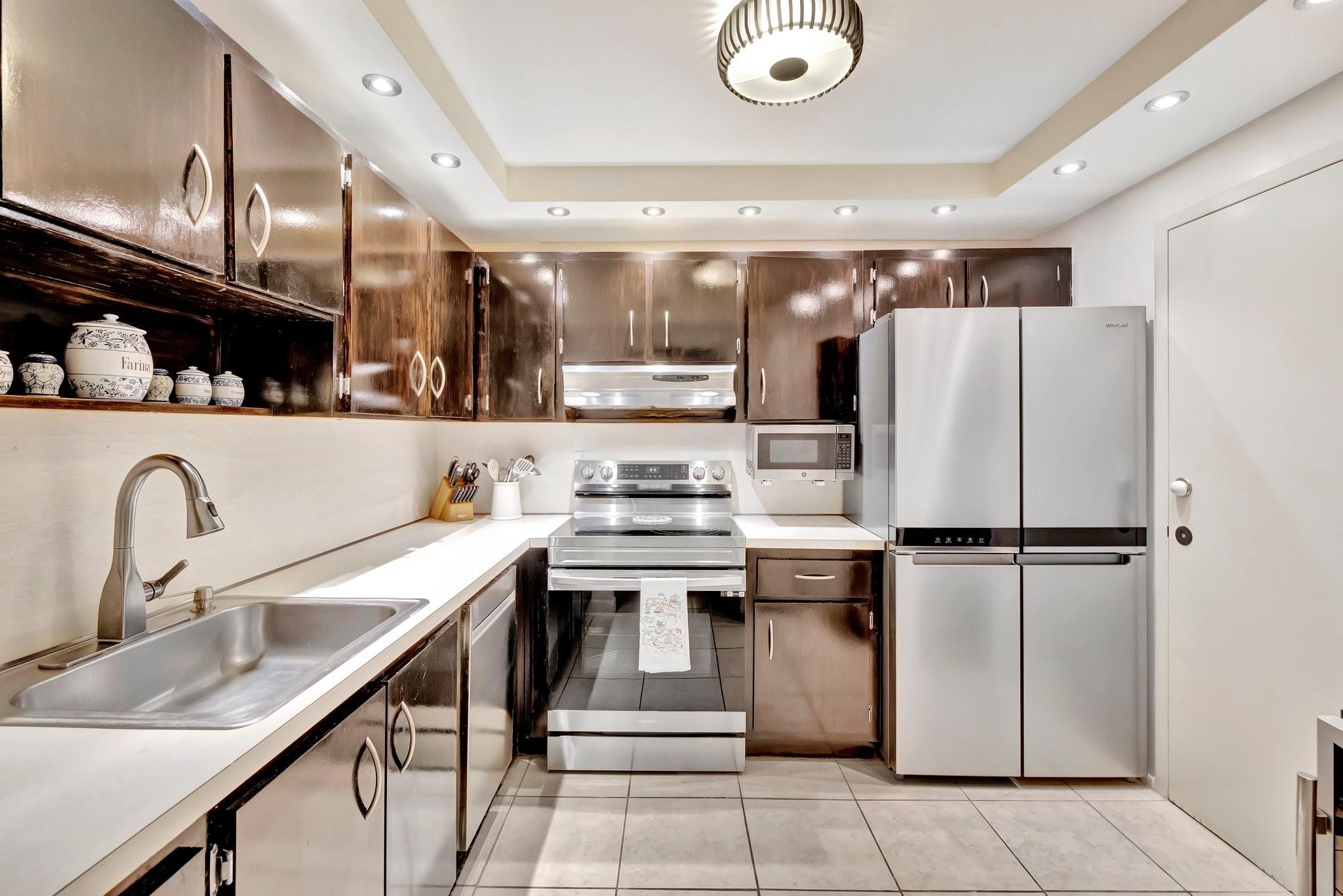 1160 N Federal Hwy 423