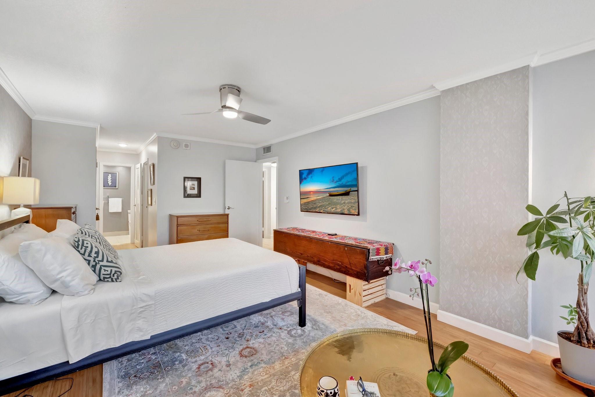 1160 N Federal Hwy 423