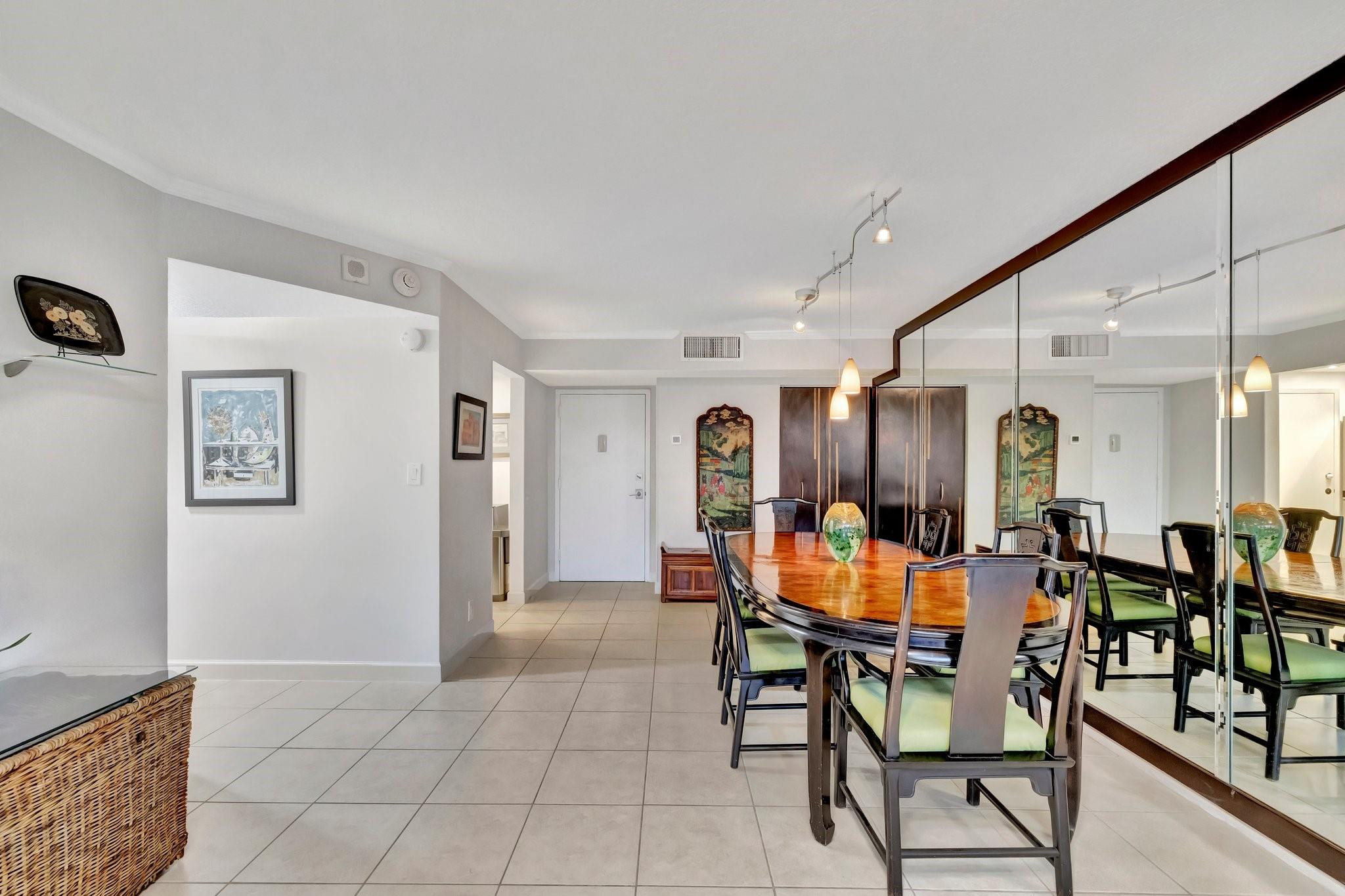 1160 N Federal Hwy 423