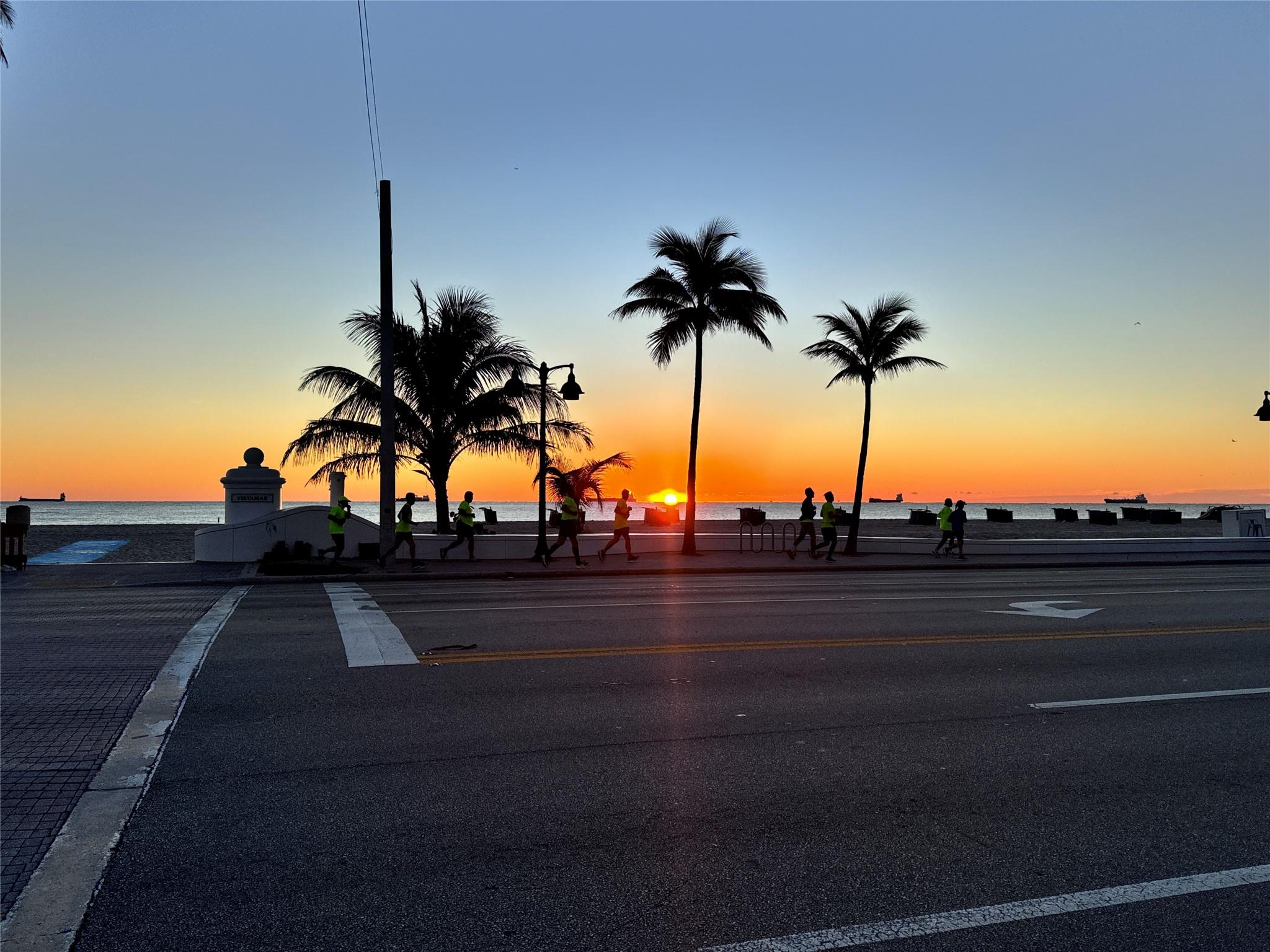 1160 N Federal Hwy 423