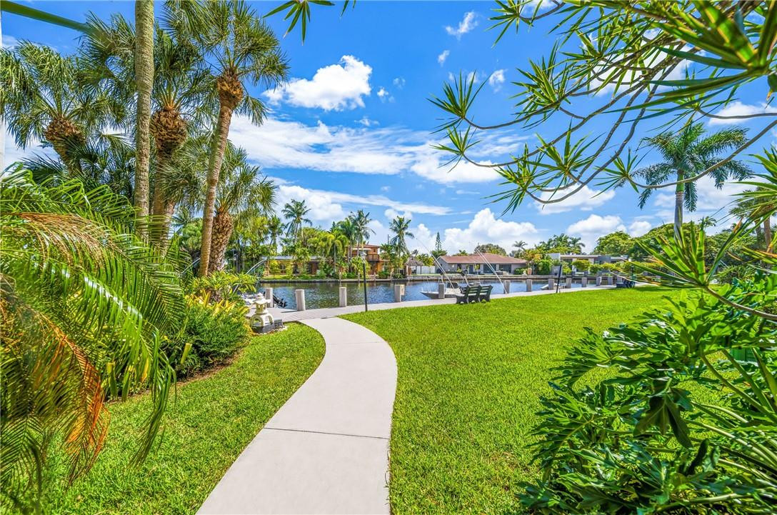 3000 NE 16th Ave 211