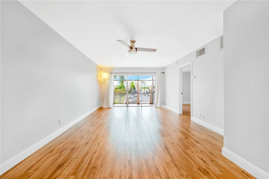 3000 NE 16th Ave 211