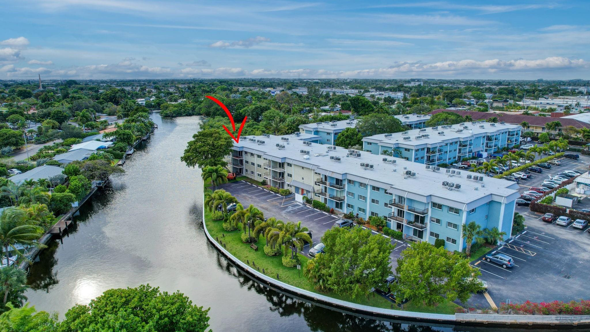 3004 NE 5th Ter 208-C