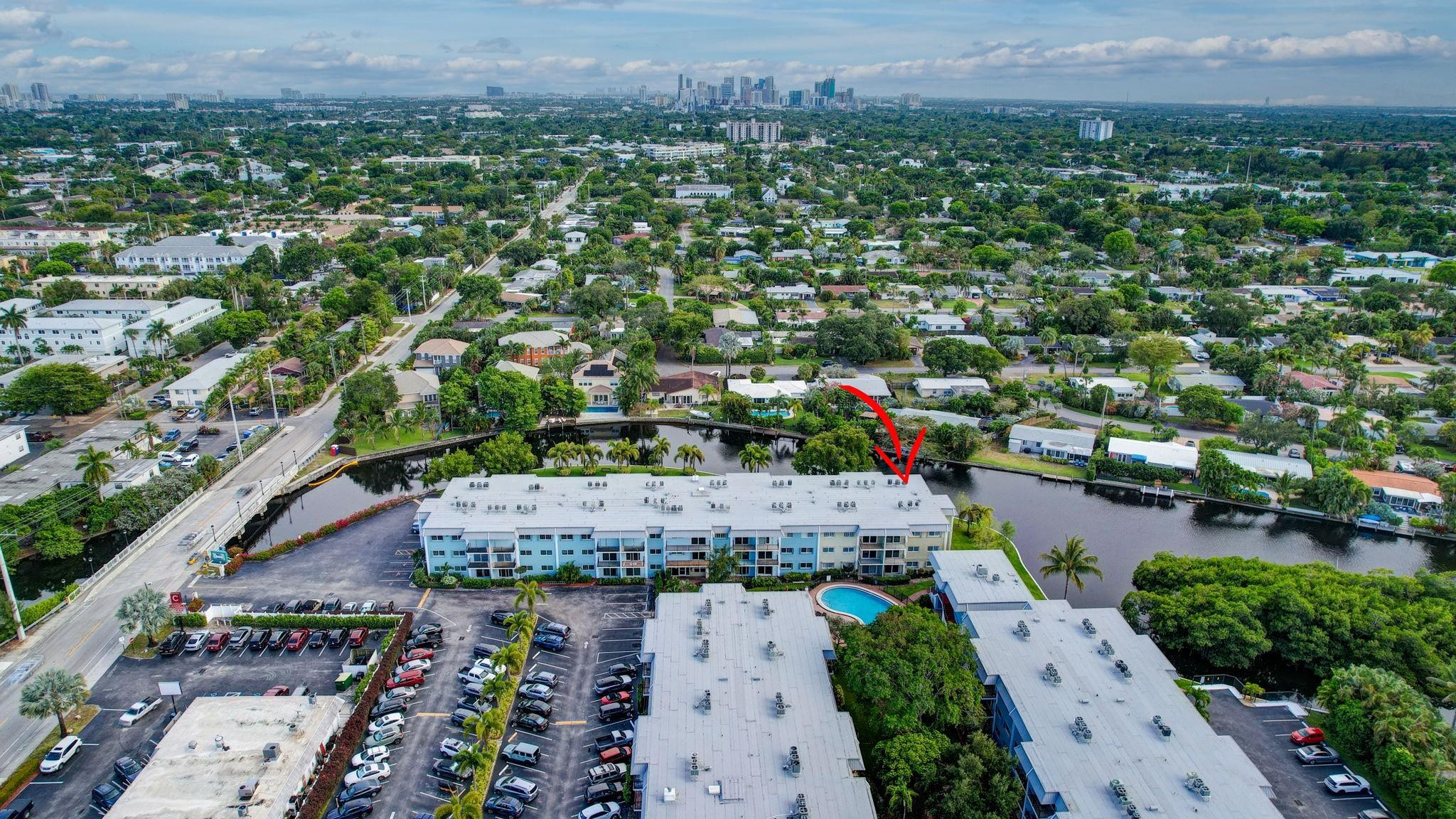 3004 NE 5th Ter 208-C