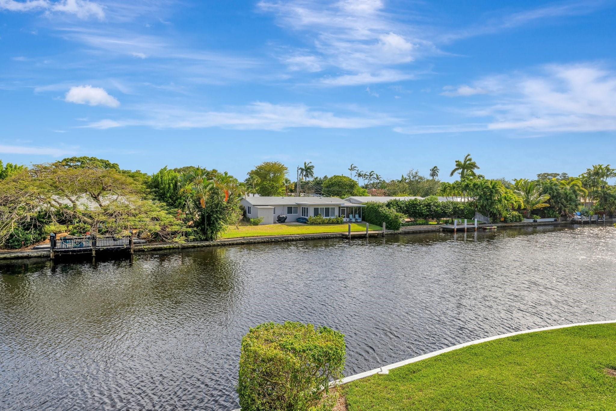 3004 NE 5th Ter 208-C