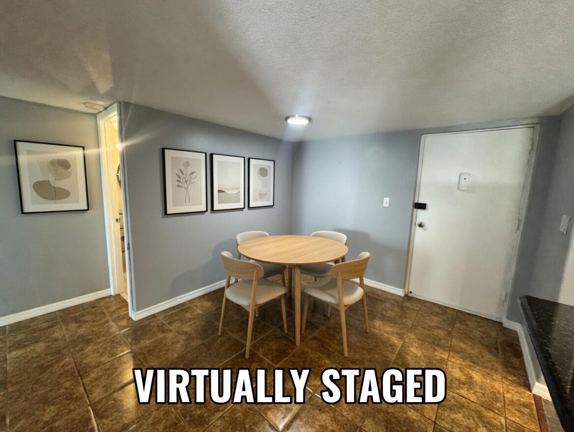 3004 NE 5th Ter 208-C