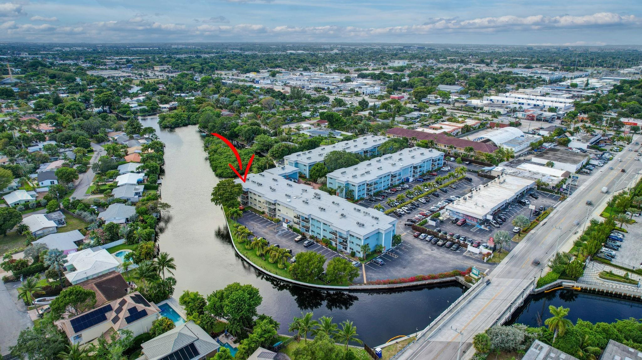 3004 NE 5th Ter 208-C