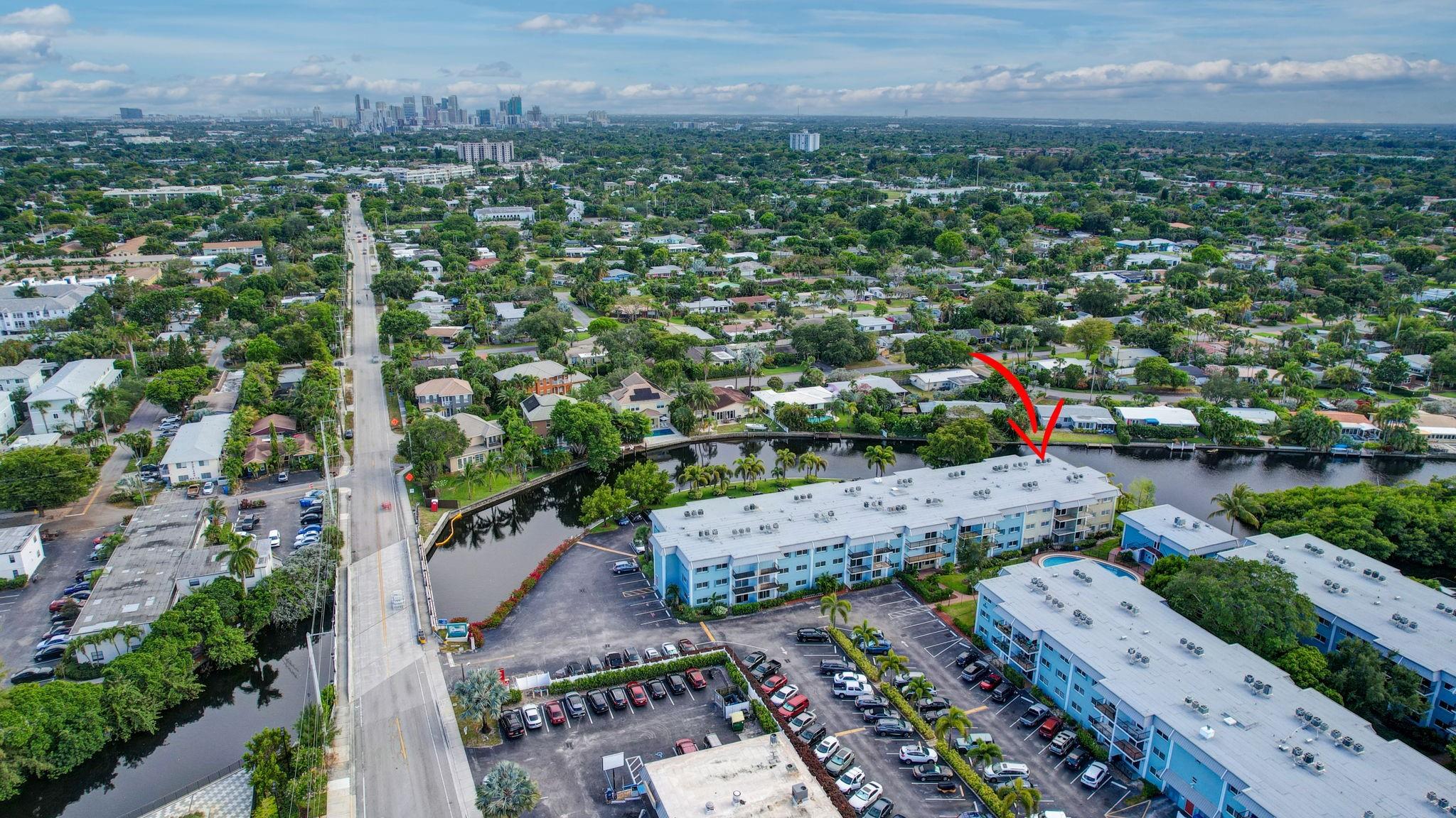 3004 NE 5th Ter 208-C