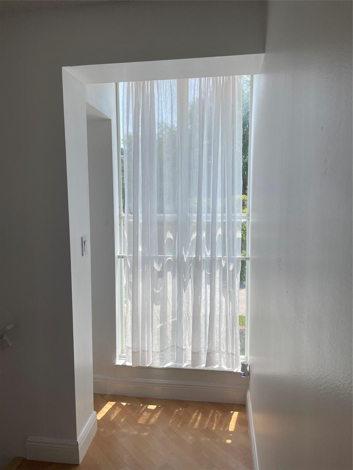 2827 N Course Dr 206