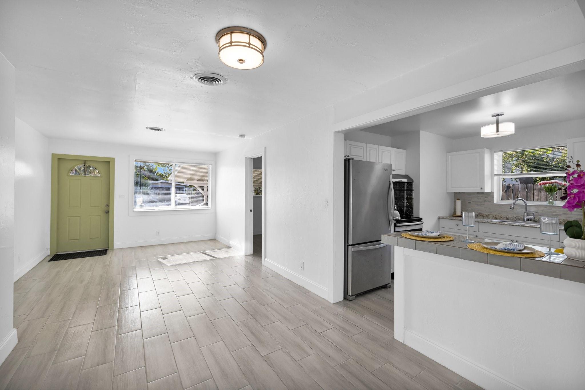 4106 NW 12th Ter