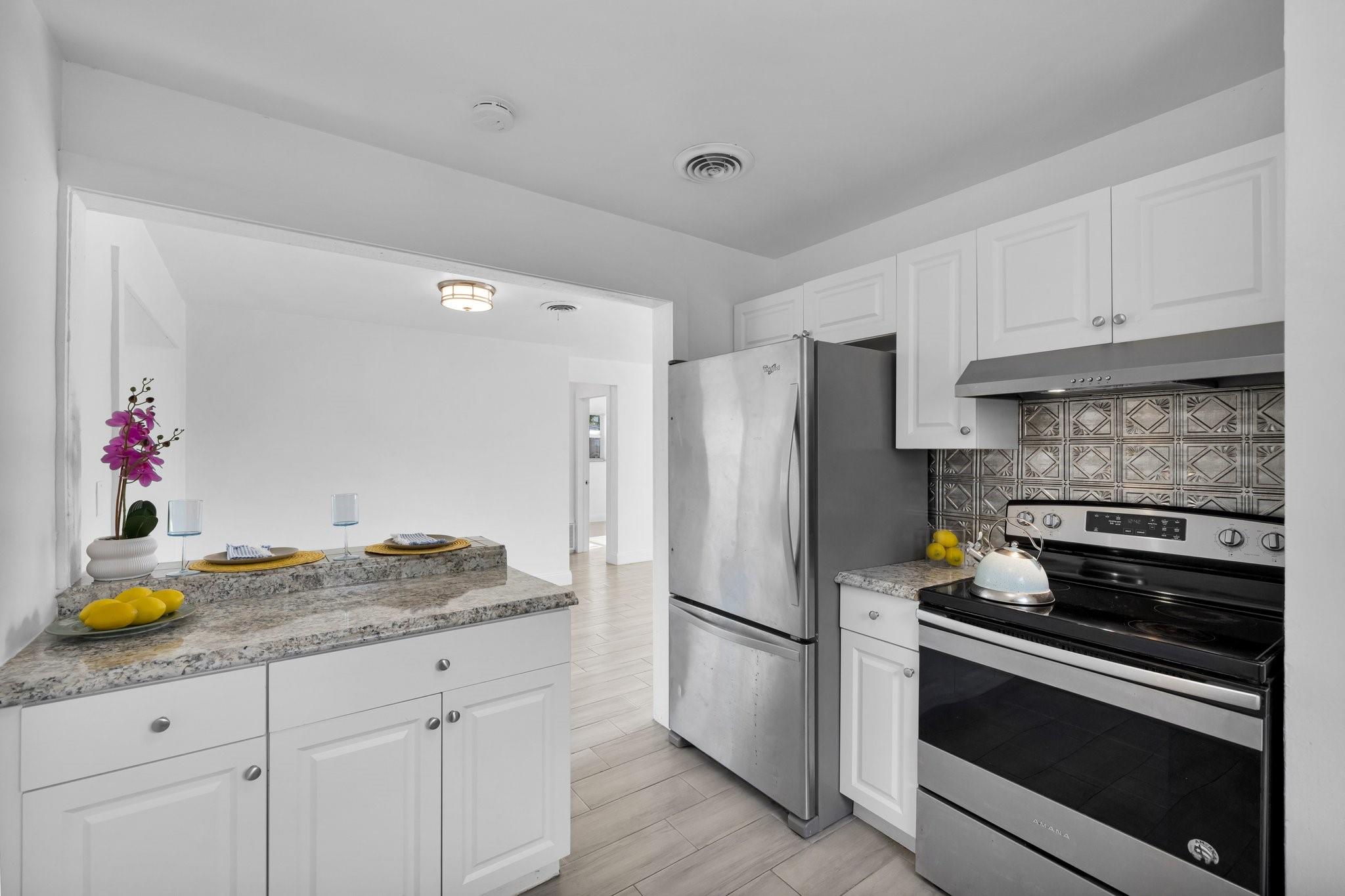 4106 NW 12th Ter