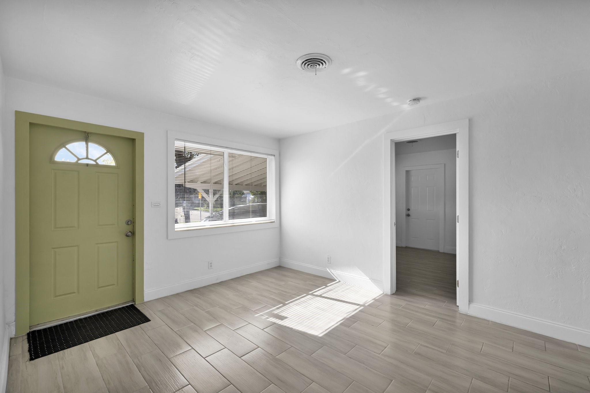 4106 NW 12th Ter