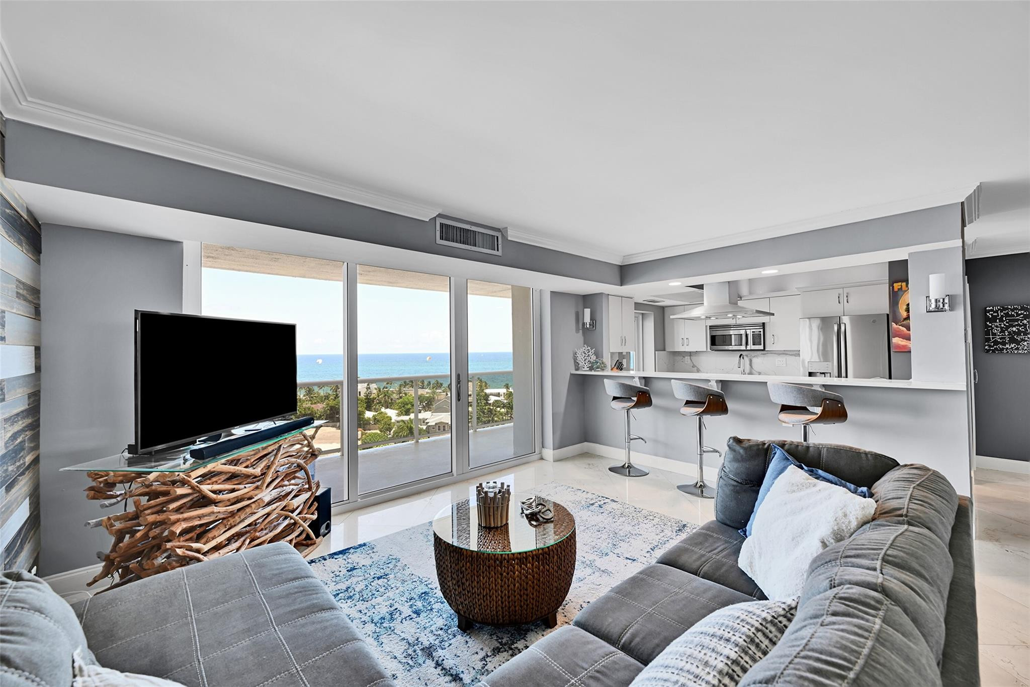 2715 N Ocean Boulevard 11a