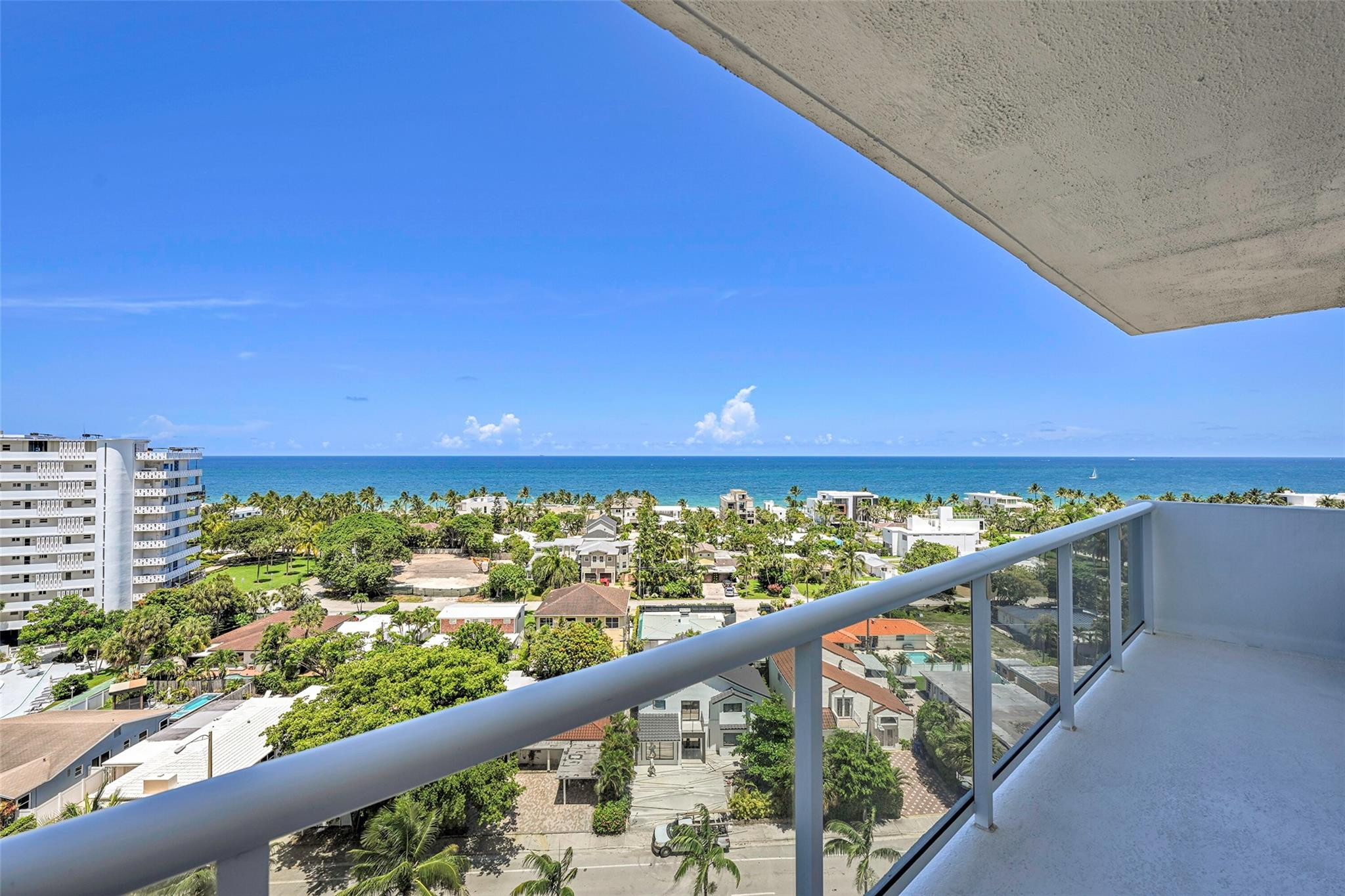 2715 N Ocean Boulevard 11a
