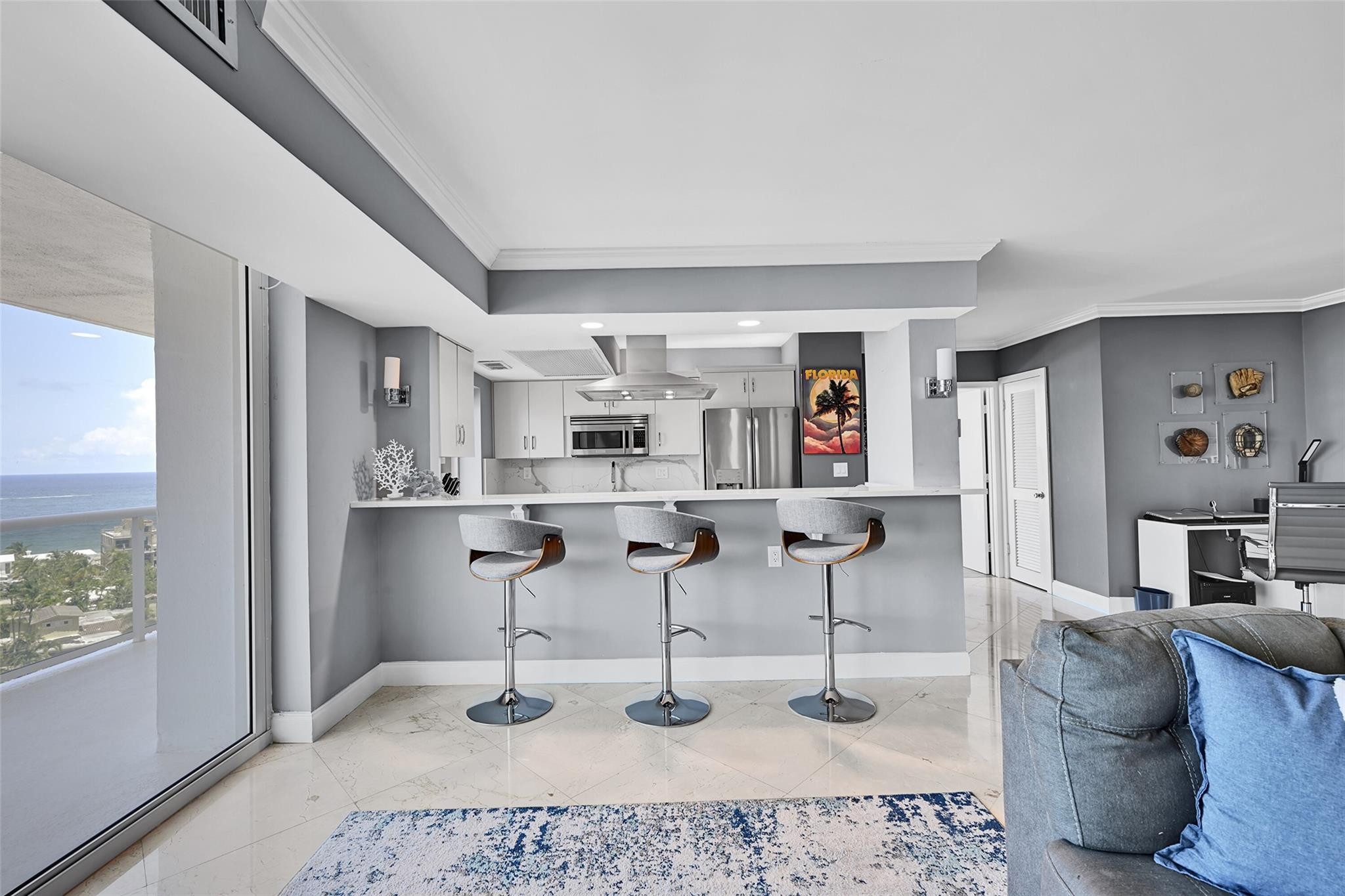 2715 N Ocean Boulevard 11a