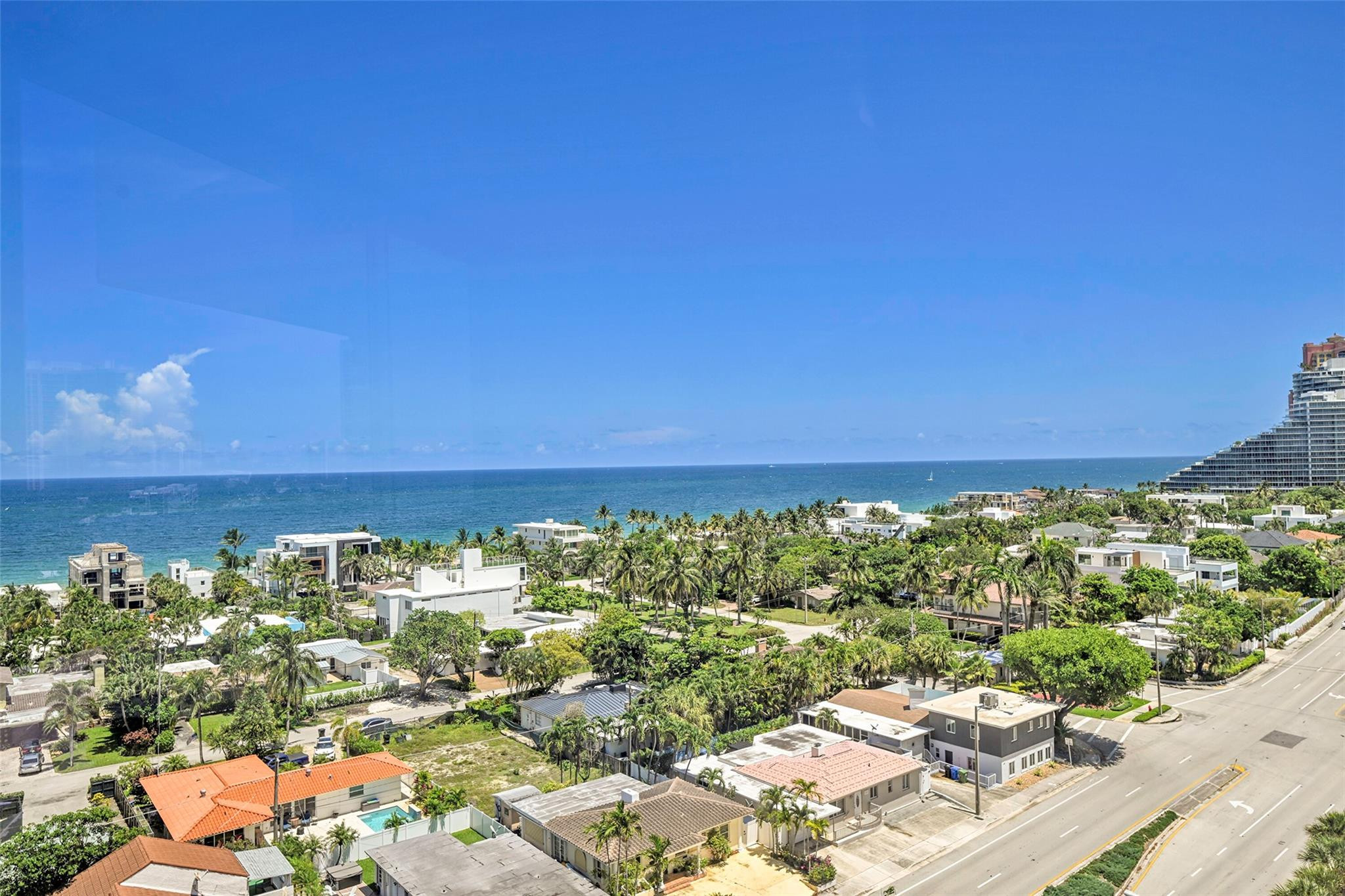 2715 N Ocean Boulevard 11a