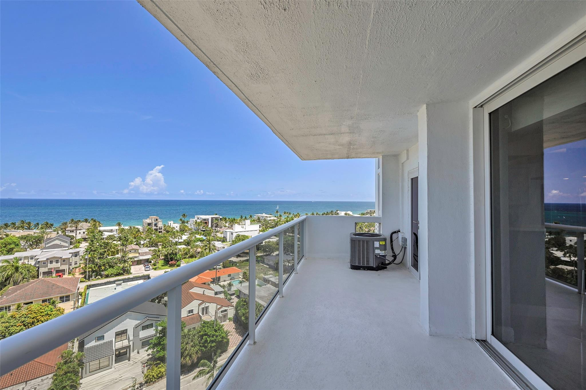 2715 N Ocean Boulevard 11a