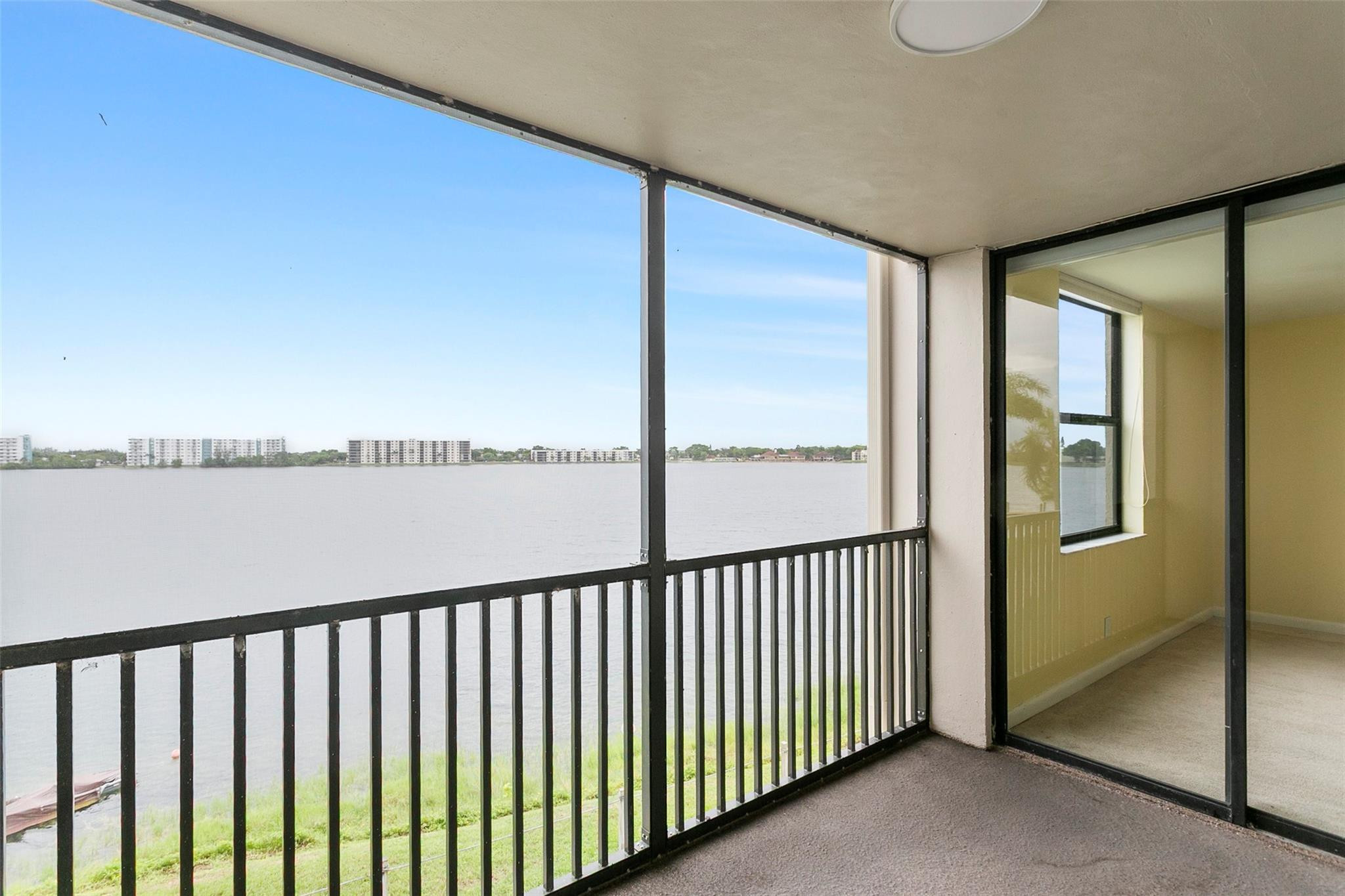 115 Lake Emerald Drive 307