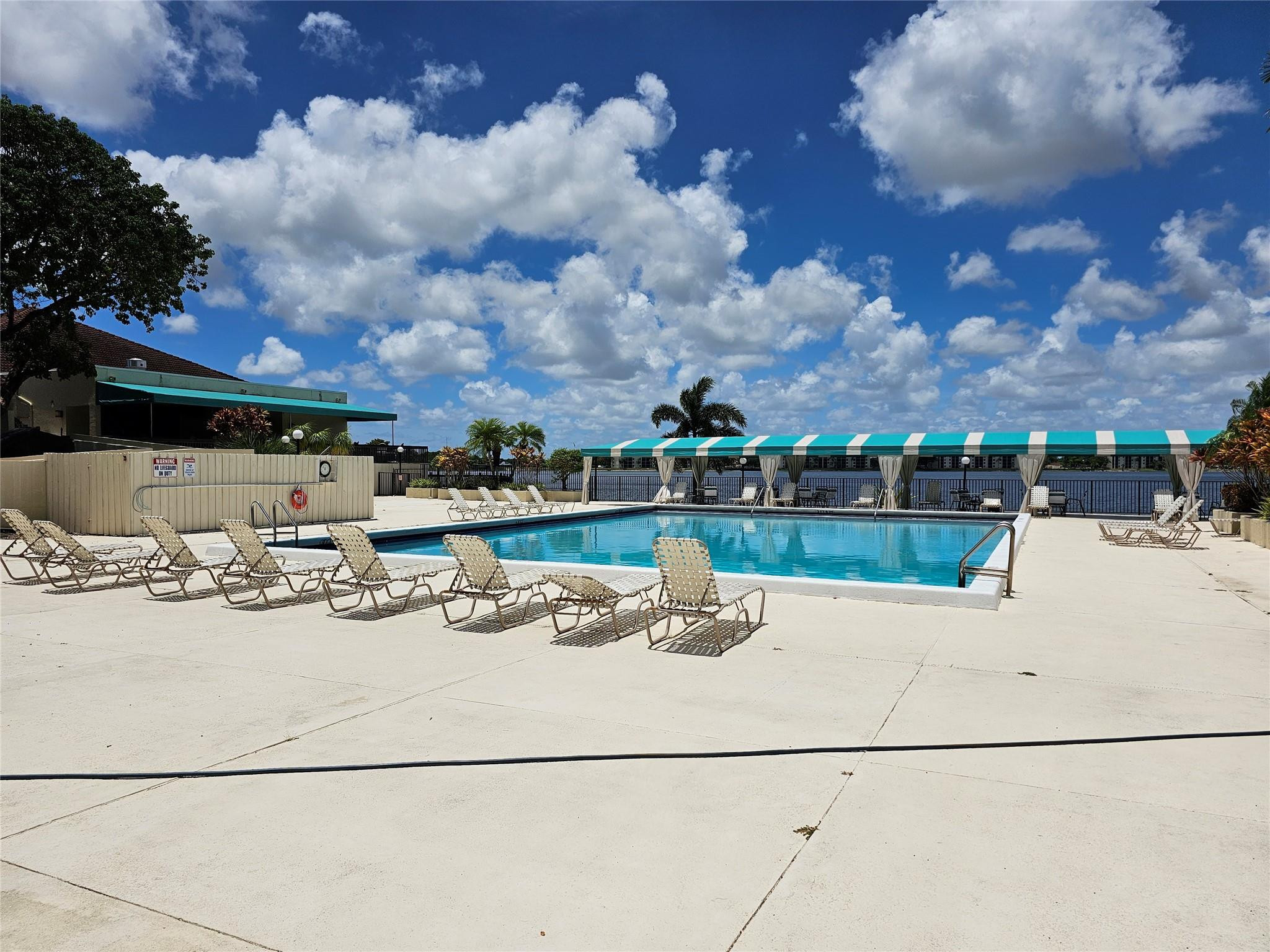 115 Lake Emerald Drive 307